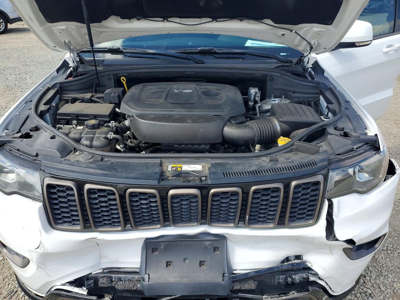 2016 JEEP GRAND CHEROKEE LIMITED photo 12
