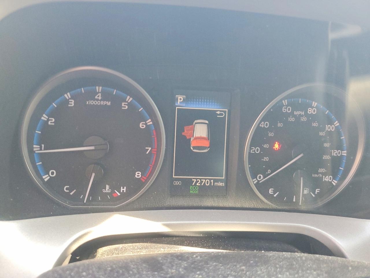 2018 TOYOTA RAV4 LE photo 9
