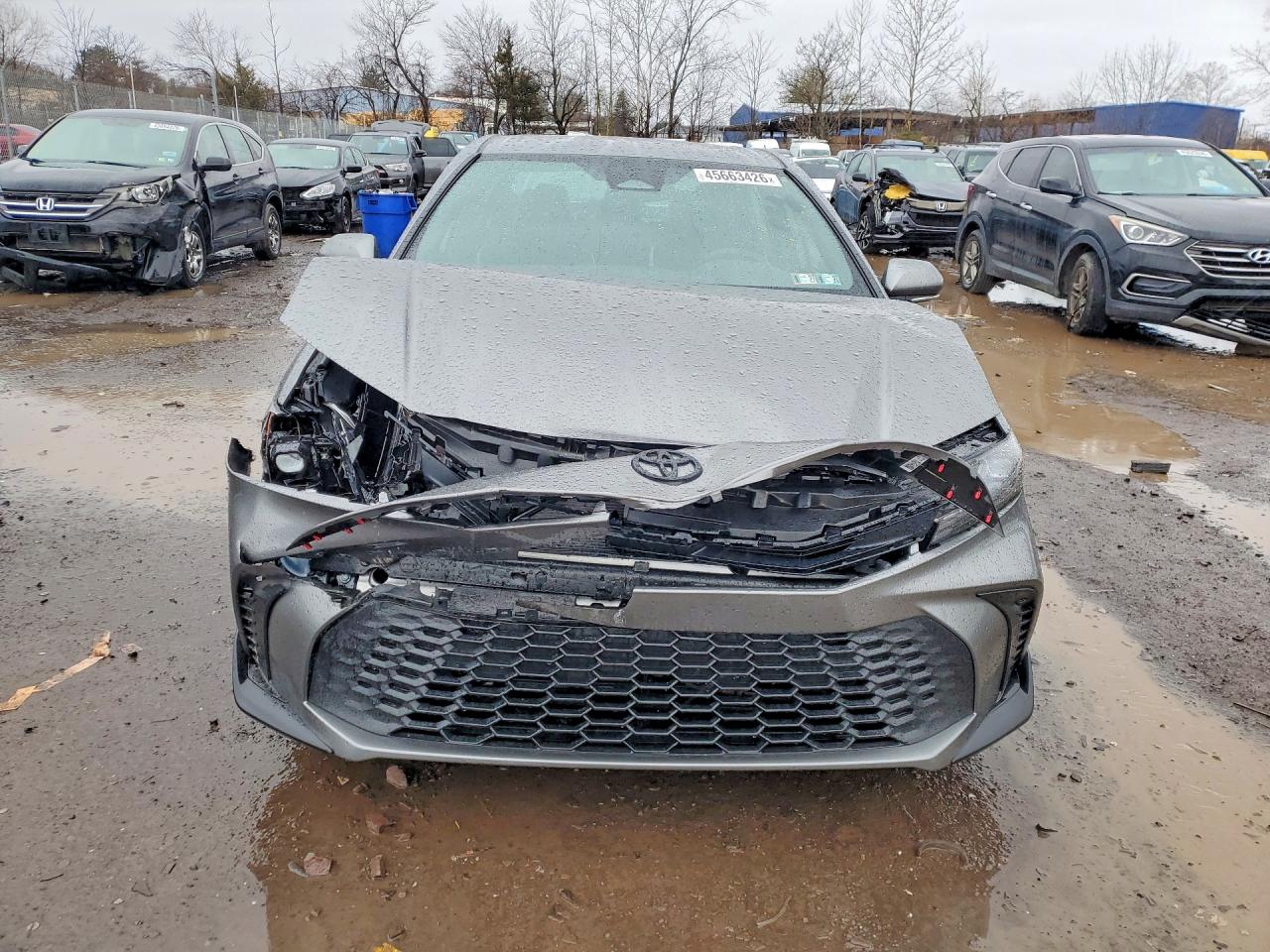 2025 TOYOTA CAMRY SE photo 9