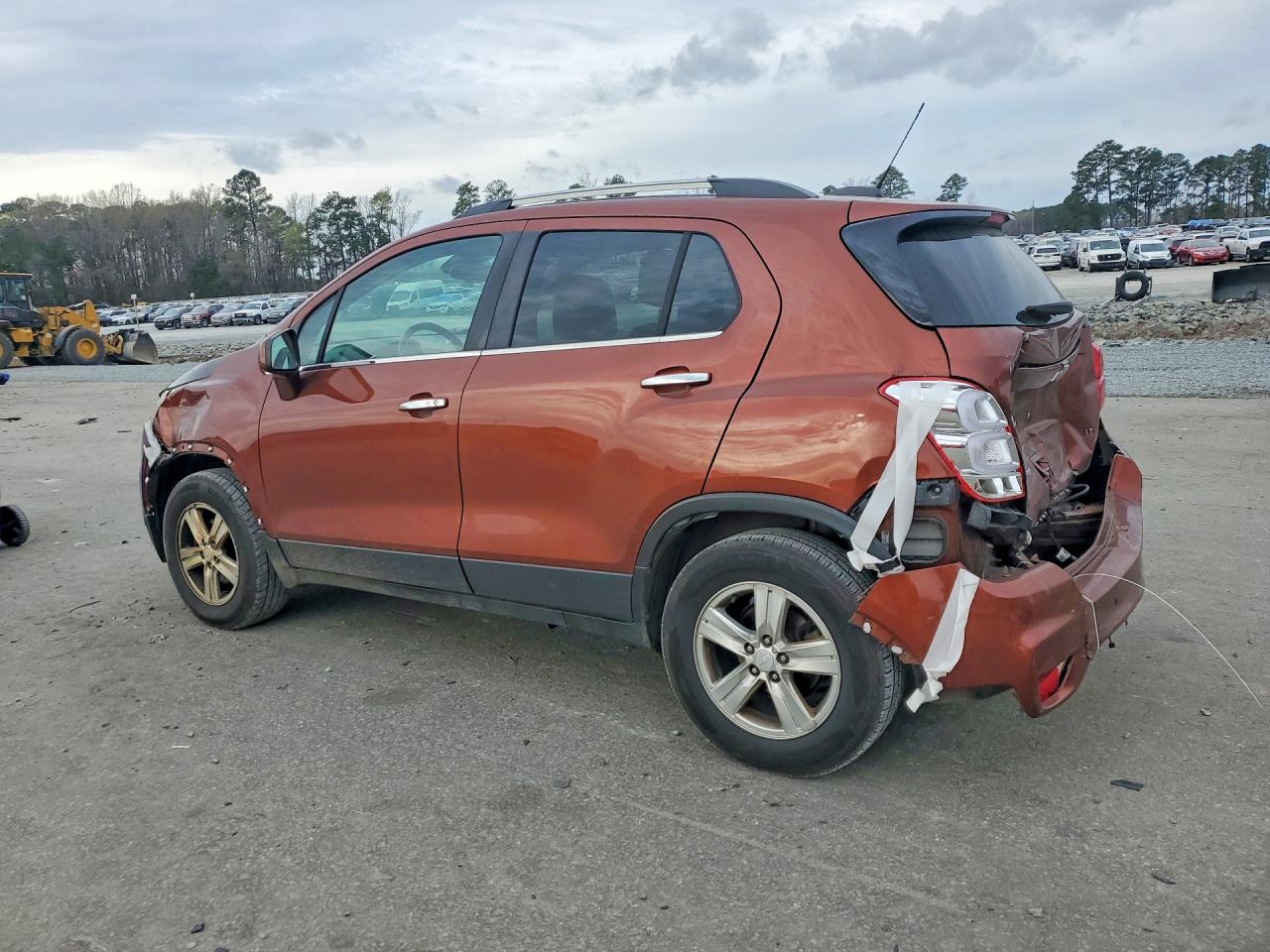 2019 CHEVROLET TRAX 1LT photo 4