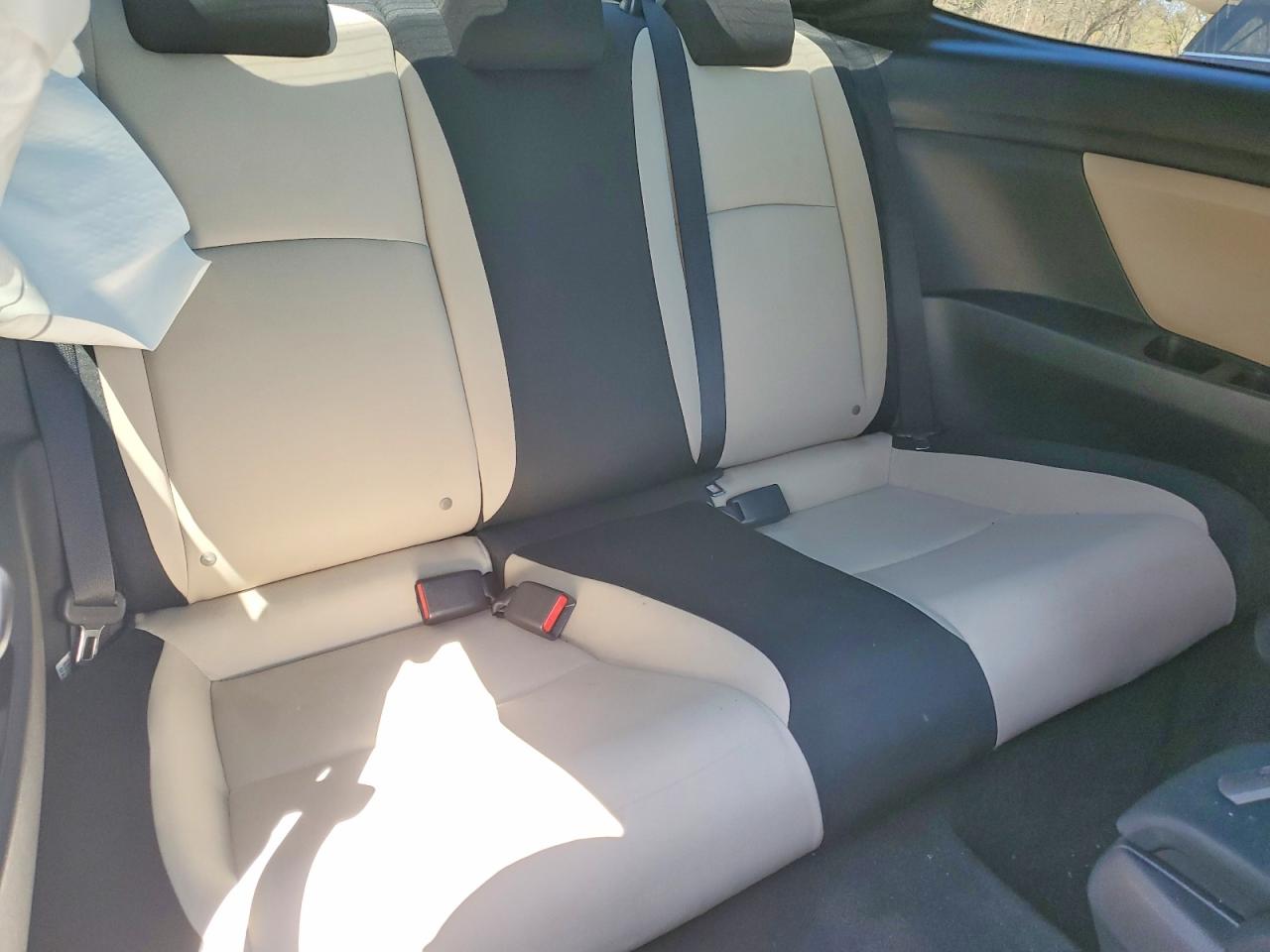 2016 HONDA CIVIC LX photo 10