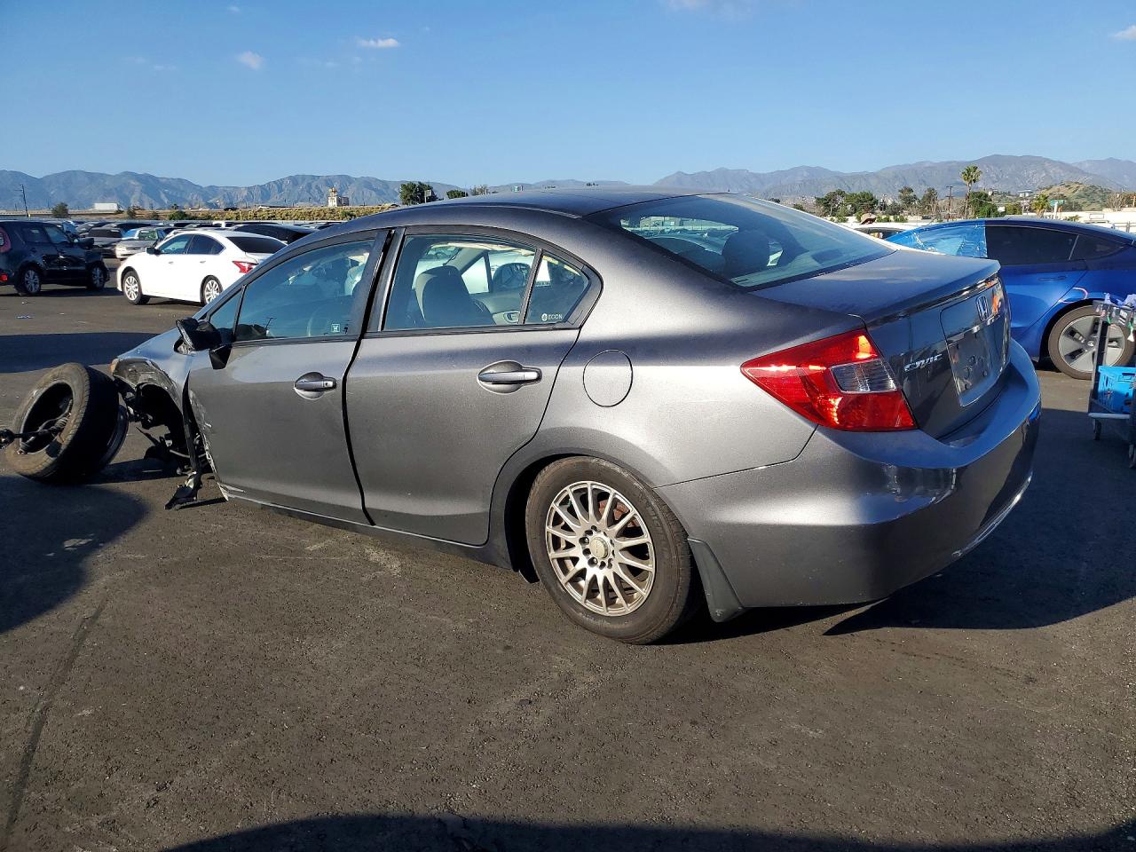 2012 HONDA CIVIC LX photo 2