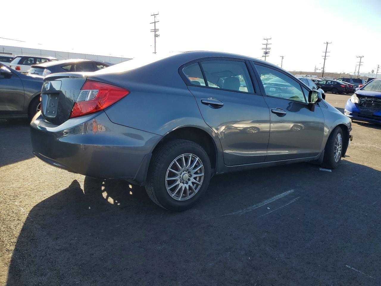 2012 HONDA CIVIC LX photo 3