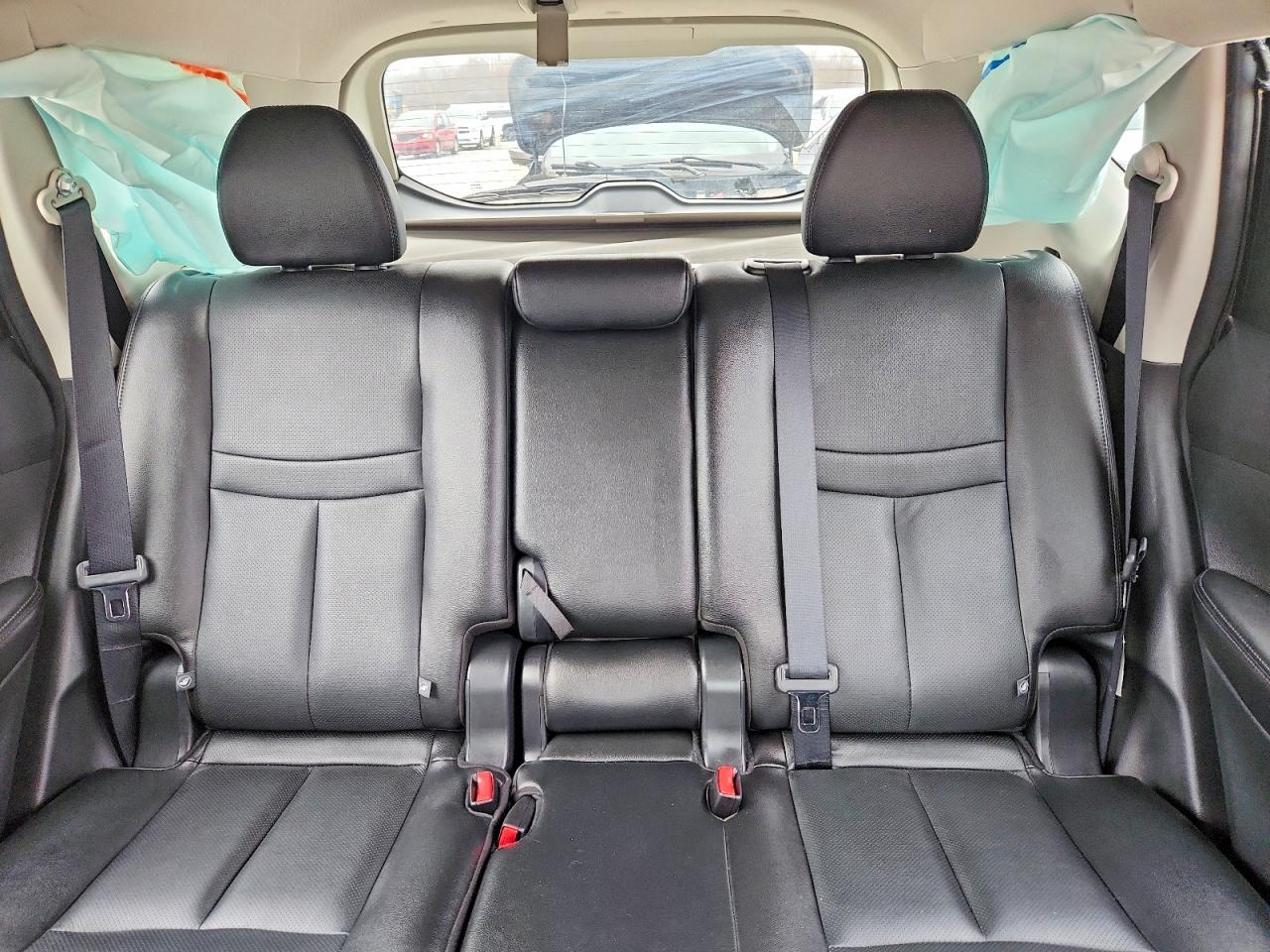 2016 NISSAN ROGUE SL photo 28