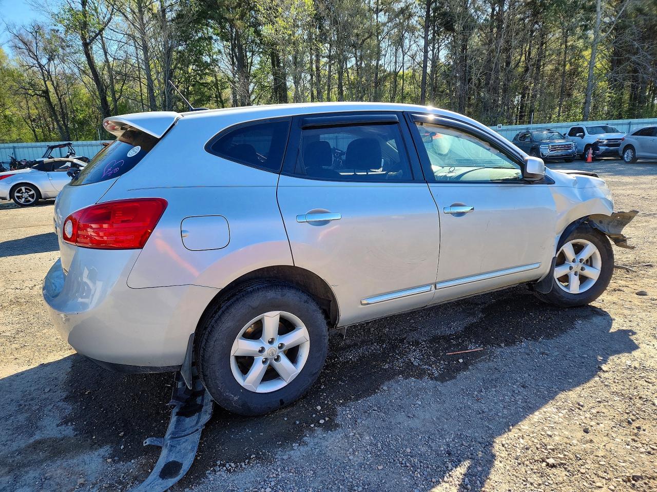 2013 NISSAN ROGUE S photo 3