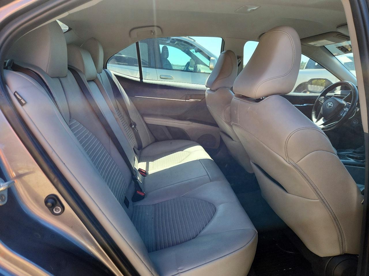 2022 TOYOTA CAMRY SE photo 28
