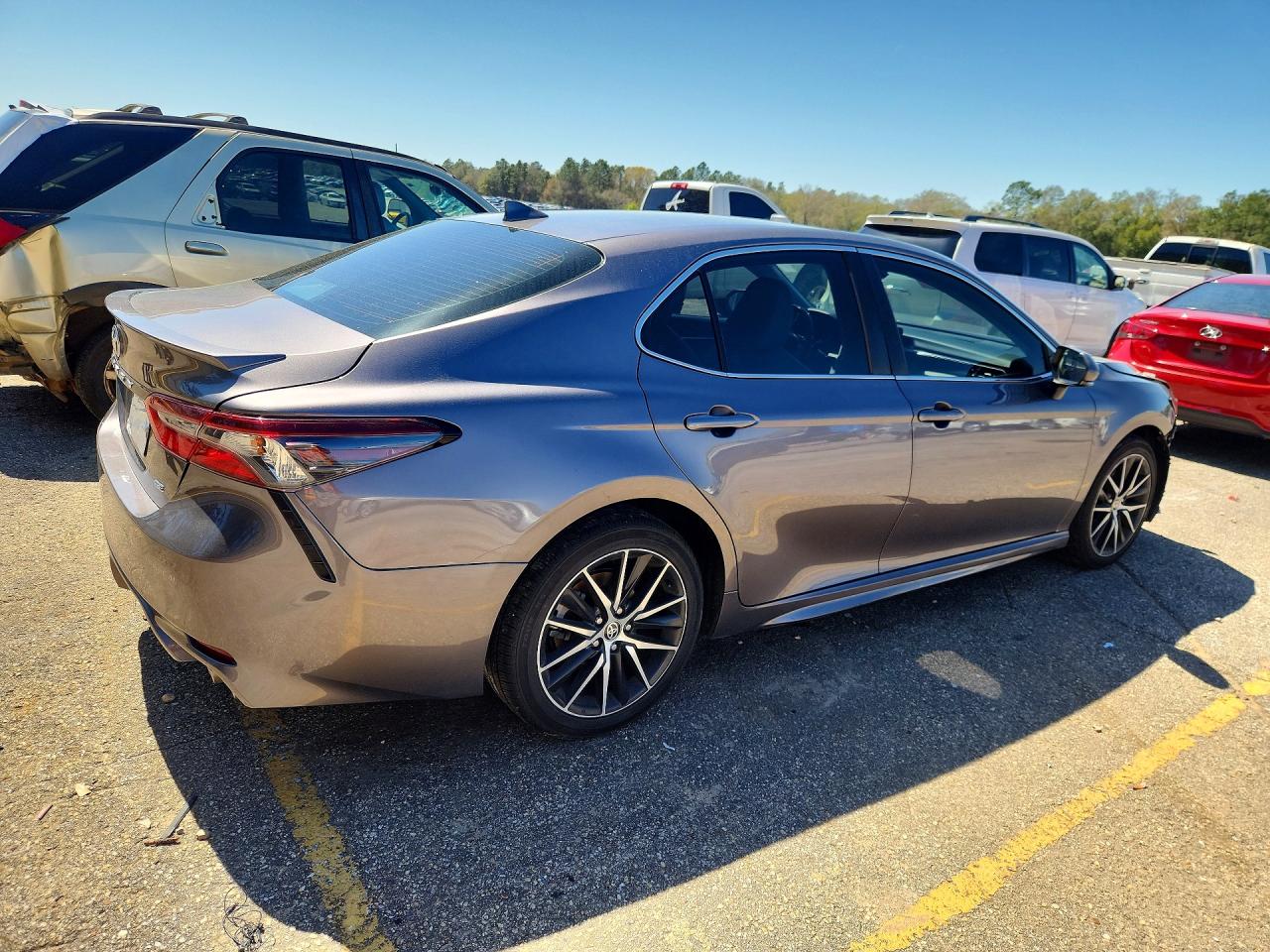 2022 TOYOTA CAMRY SE photo 7