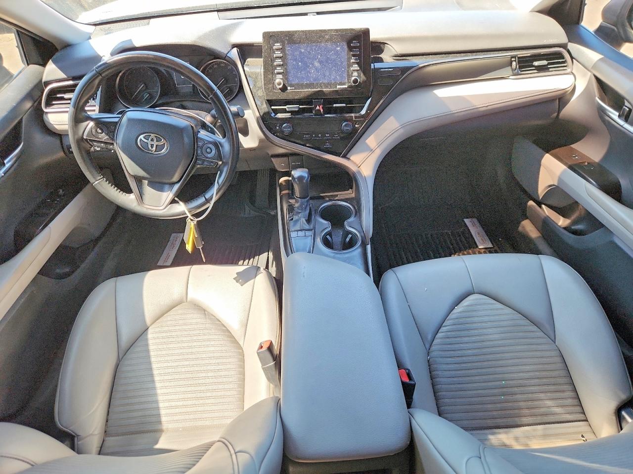 2022 TOYOTA CAMRY SE photo 22