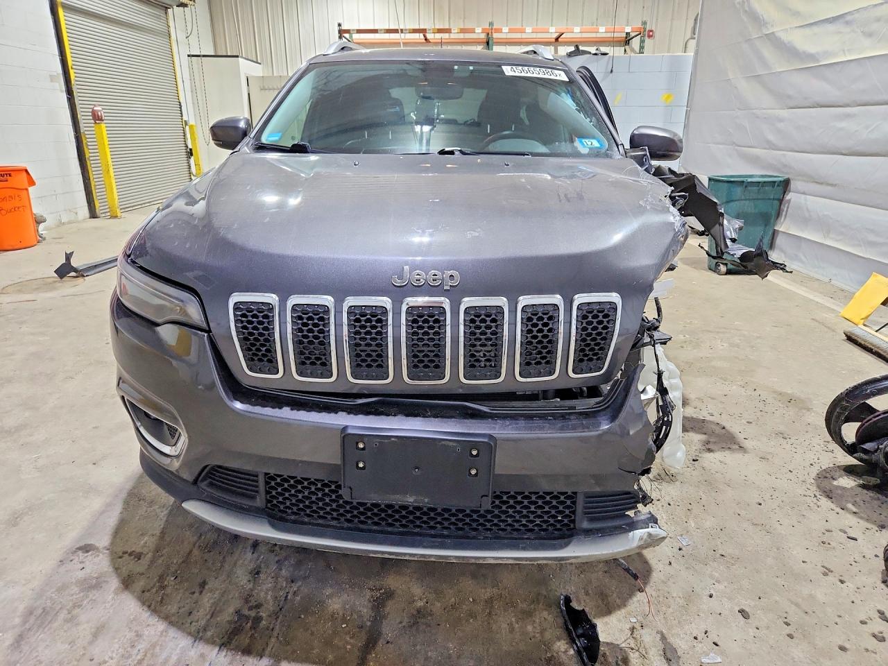 2019 JEEP CHEROKEE LIMITED photo 9