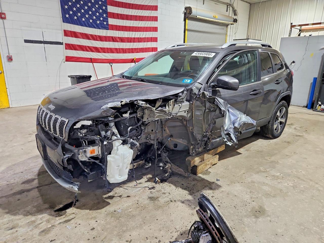 2019 JEEP CHEROKEE