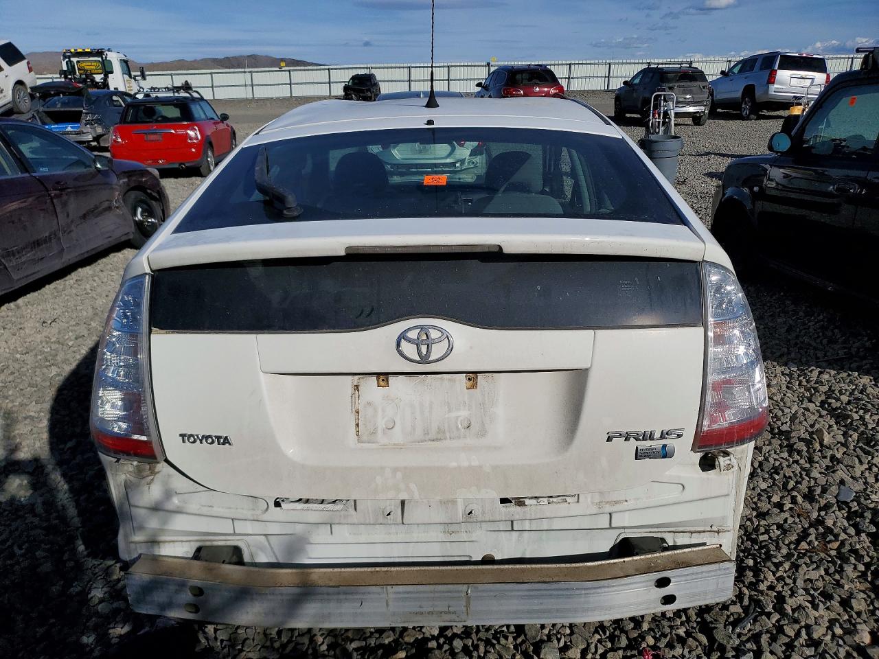 2008 TOYOTA PRIUS BASE photo 16