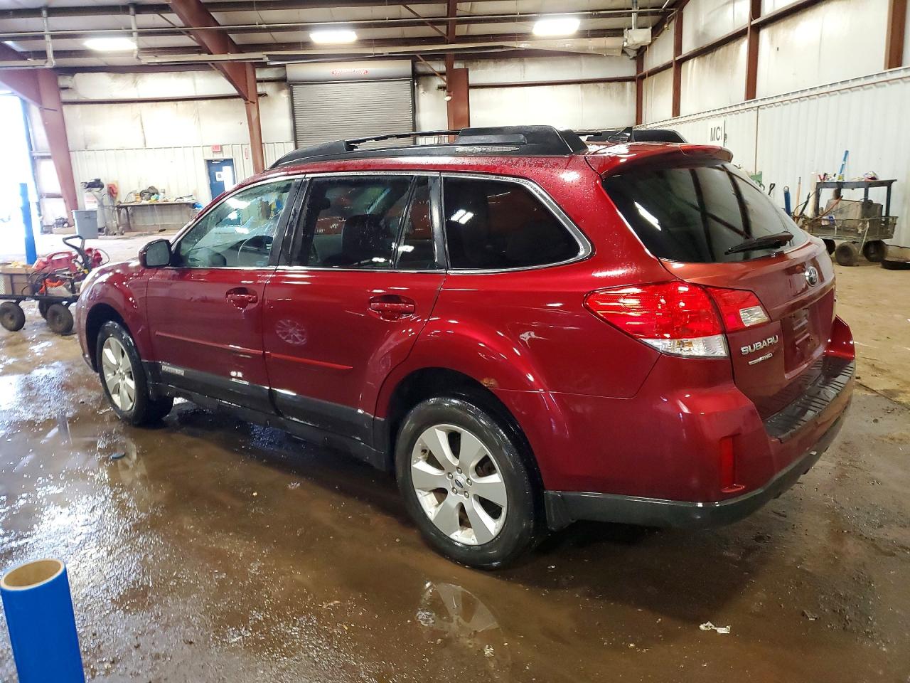 2011 SUBARU OUTBACK 2.5I LIMITED photo 2