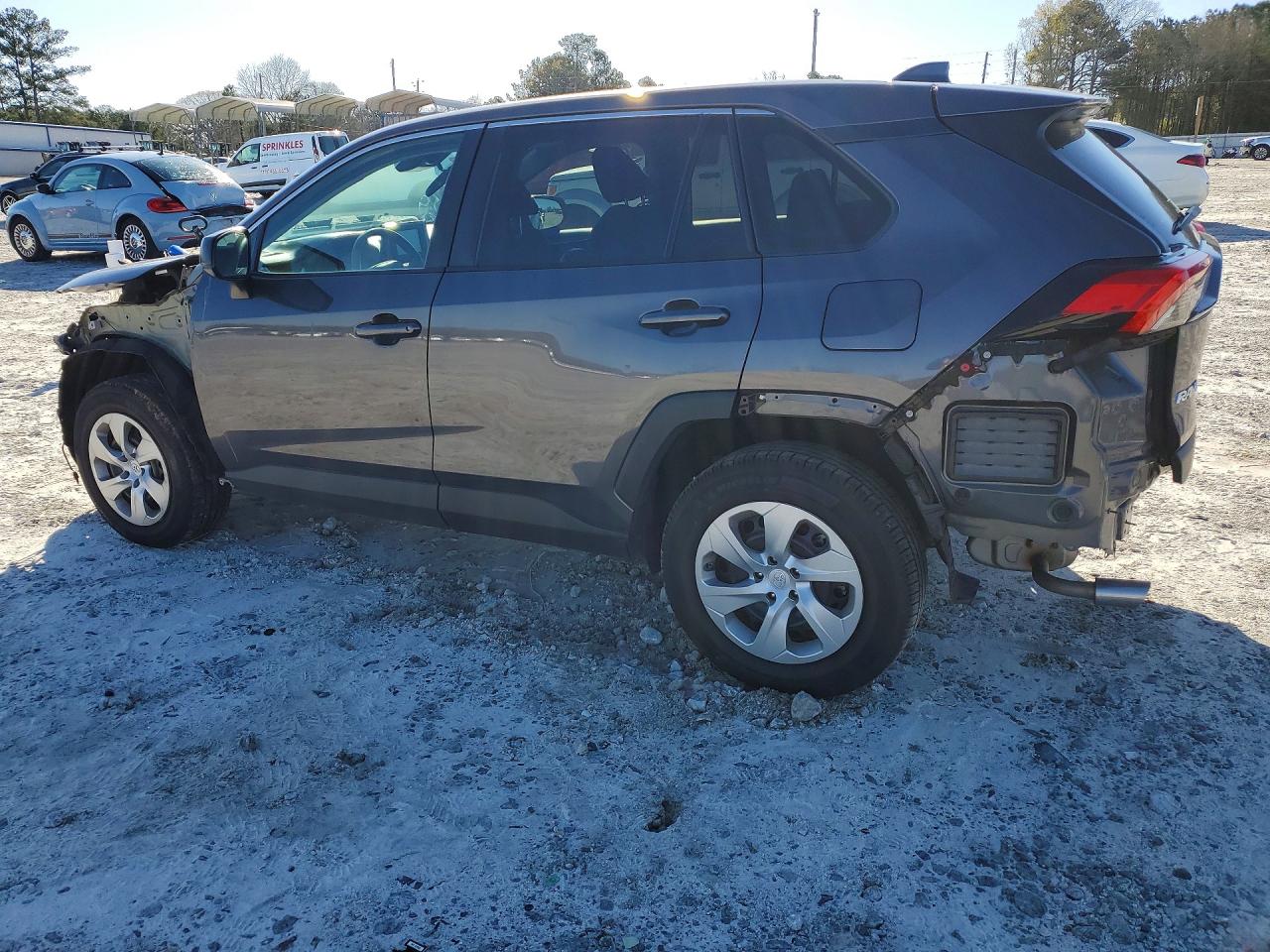 2022 TOYOTA RAV4 LE photo 2