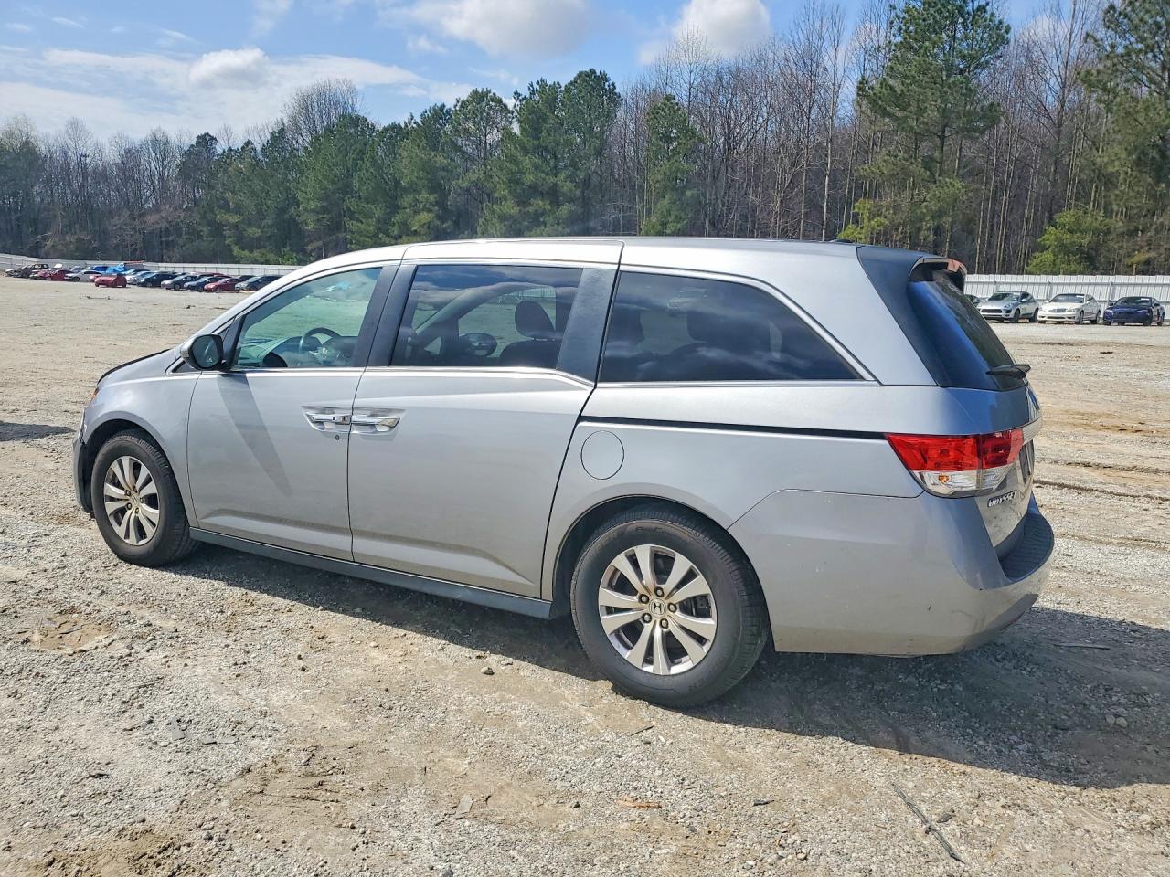 2016 HONDA ODYSSEY EXL photo 4