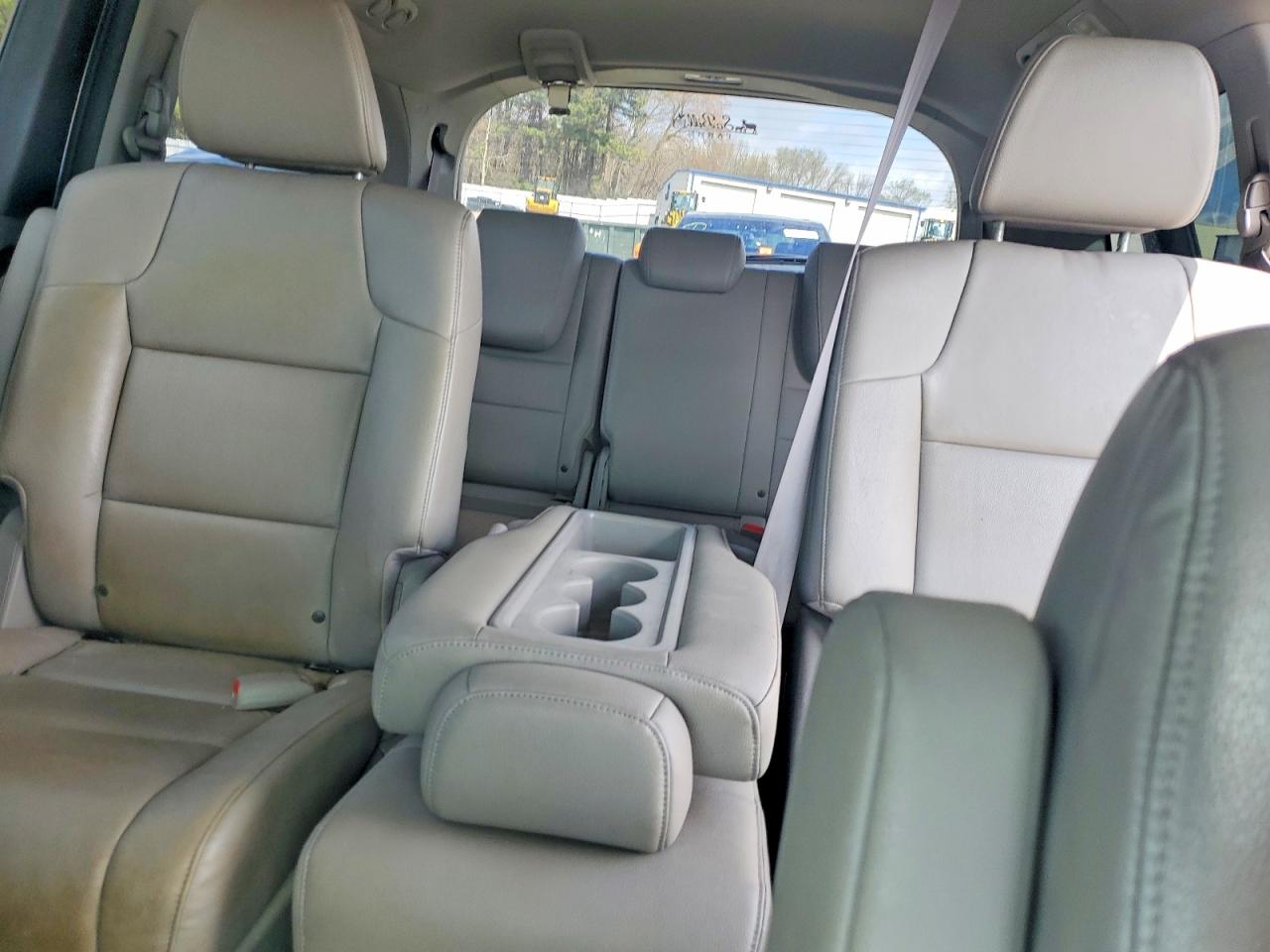 2016 HONDA ODYSSEY EXL photo 28