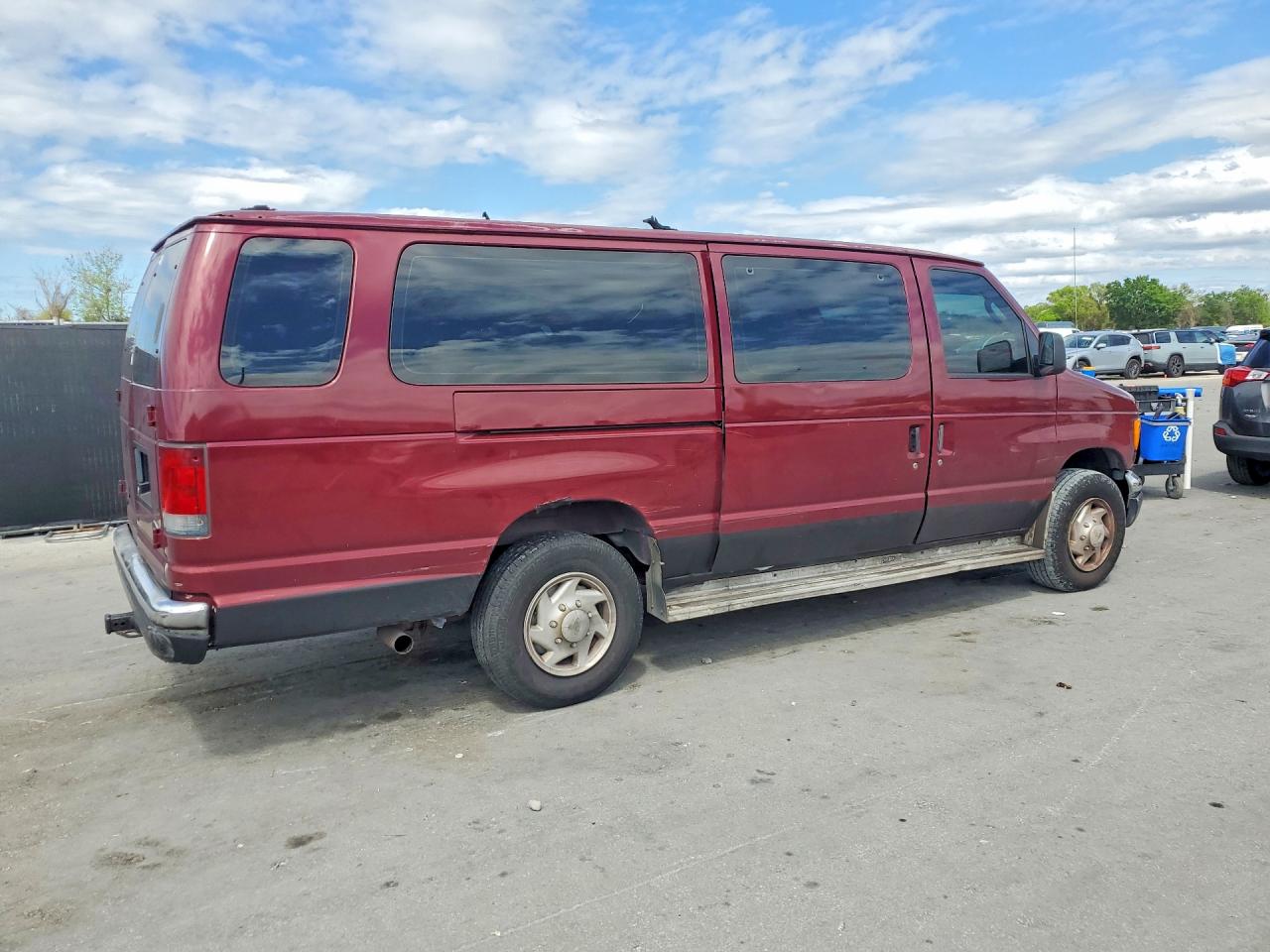 2003 FORD ECONOLINE E350 SUPER DUTY WAGON photo 5