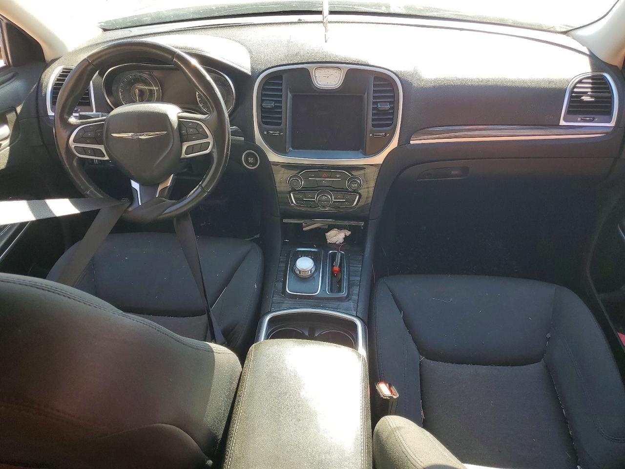 2020 CHRYSLER 300 TOURING photo 15