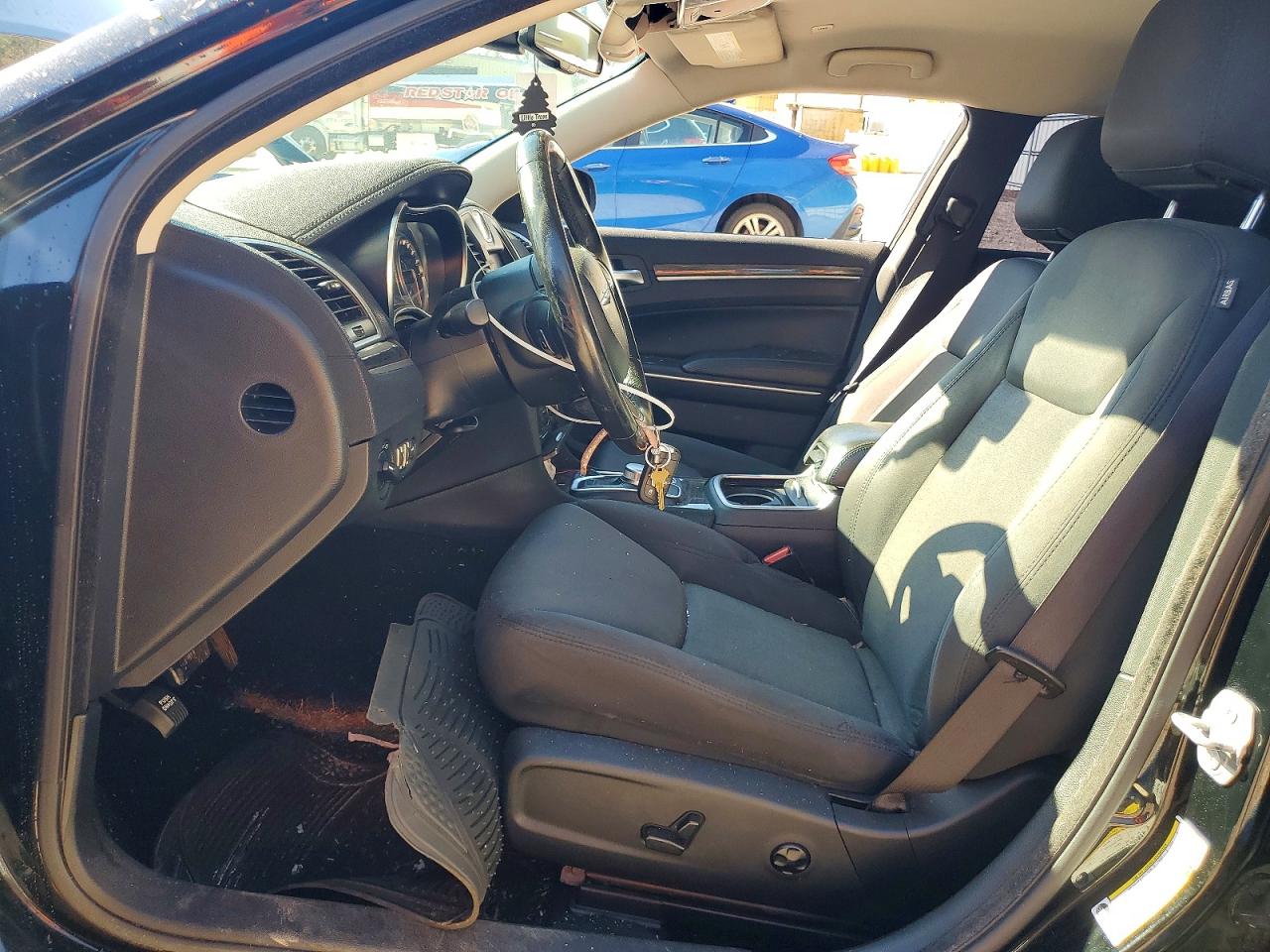 2020 CHRYSLER 300 TOURING photo 13