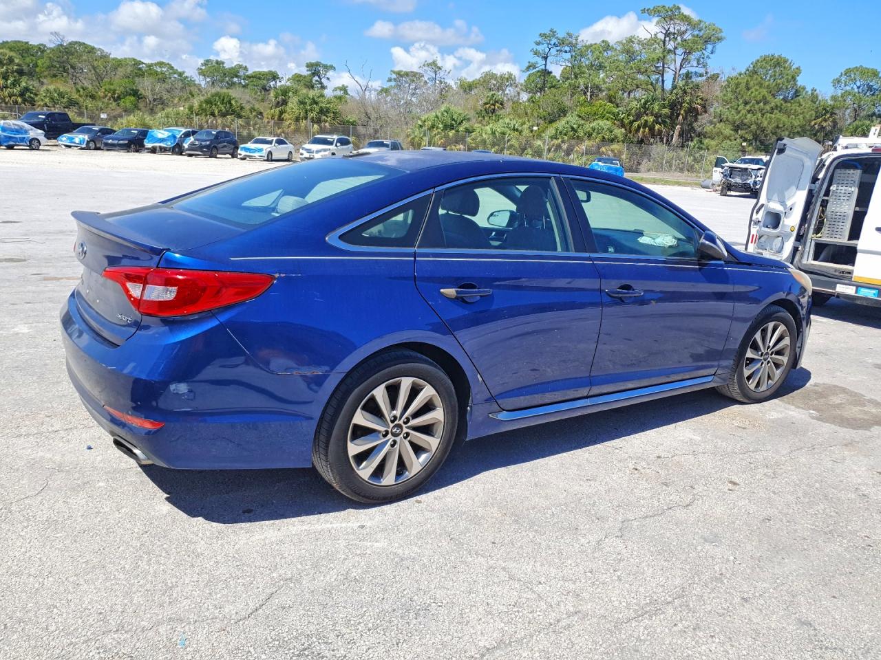2015 HYUNDAI SONATA SPORT photo 5