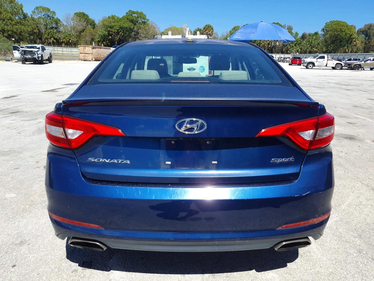2015 HYUNDAI SONATA SPORT photo 11