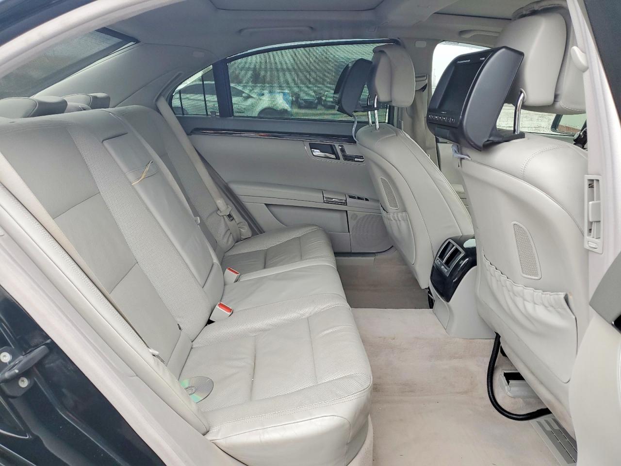 2011 MERCEDES-BENZ S 550 4MATIC photo 19