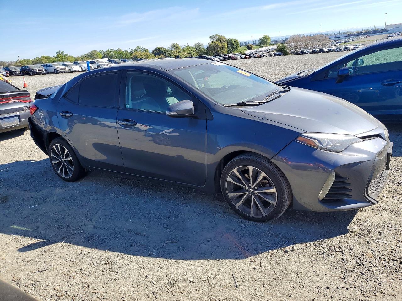 2017 TOYOTA COROLLA SE photo 7