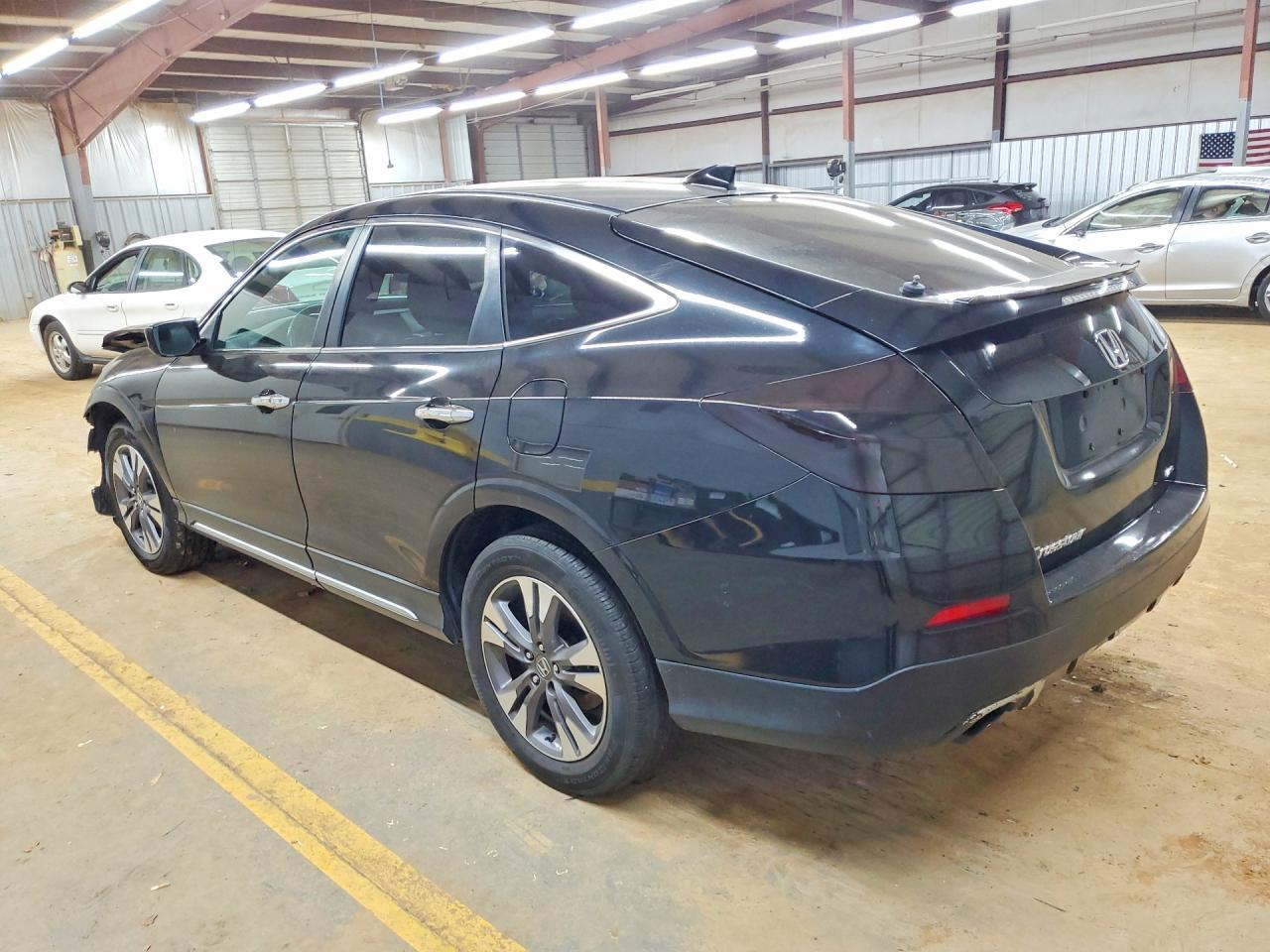 2014 HONDA CROSSTOUR EXL photo 2