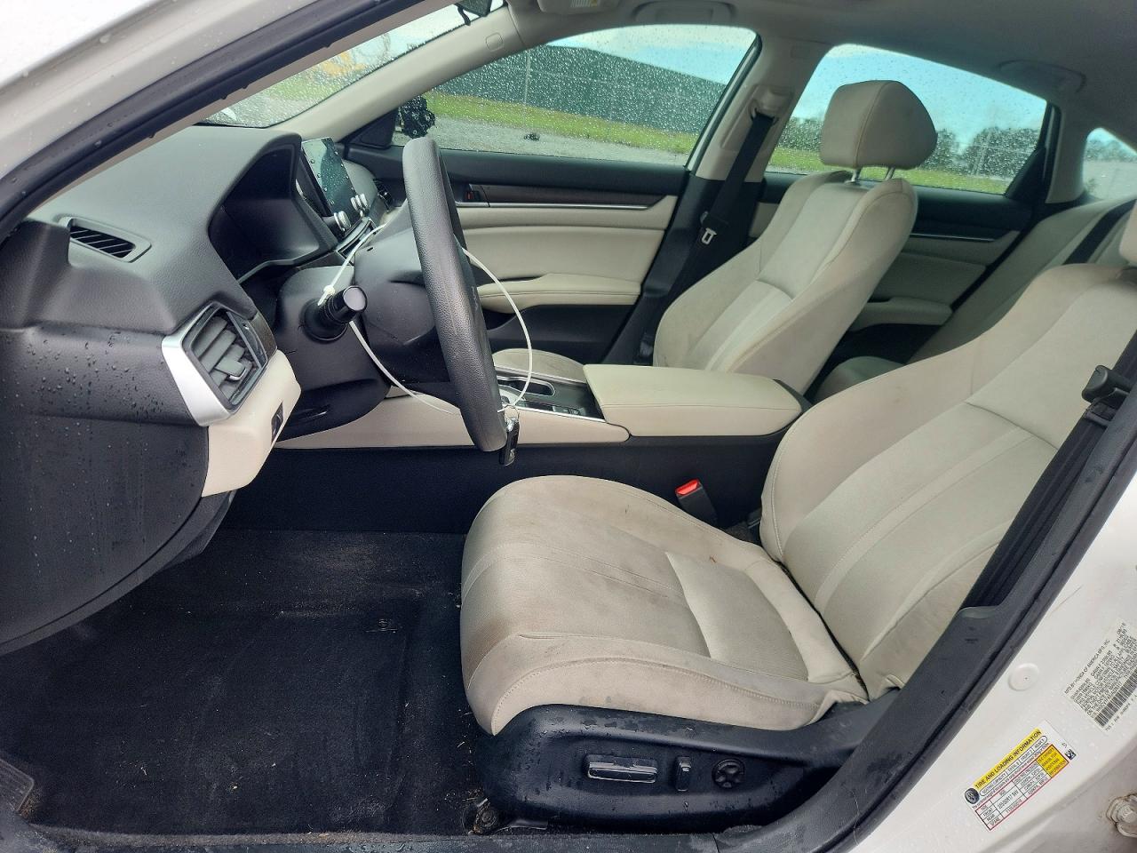 2018 HONDA ACCORD EX photo 7