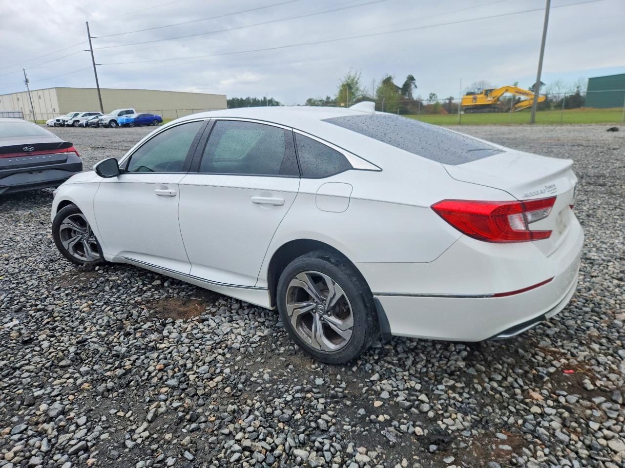 2018 HONDA ACCORD EX photo 2