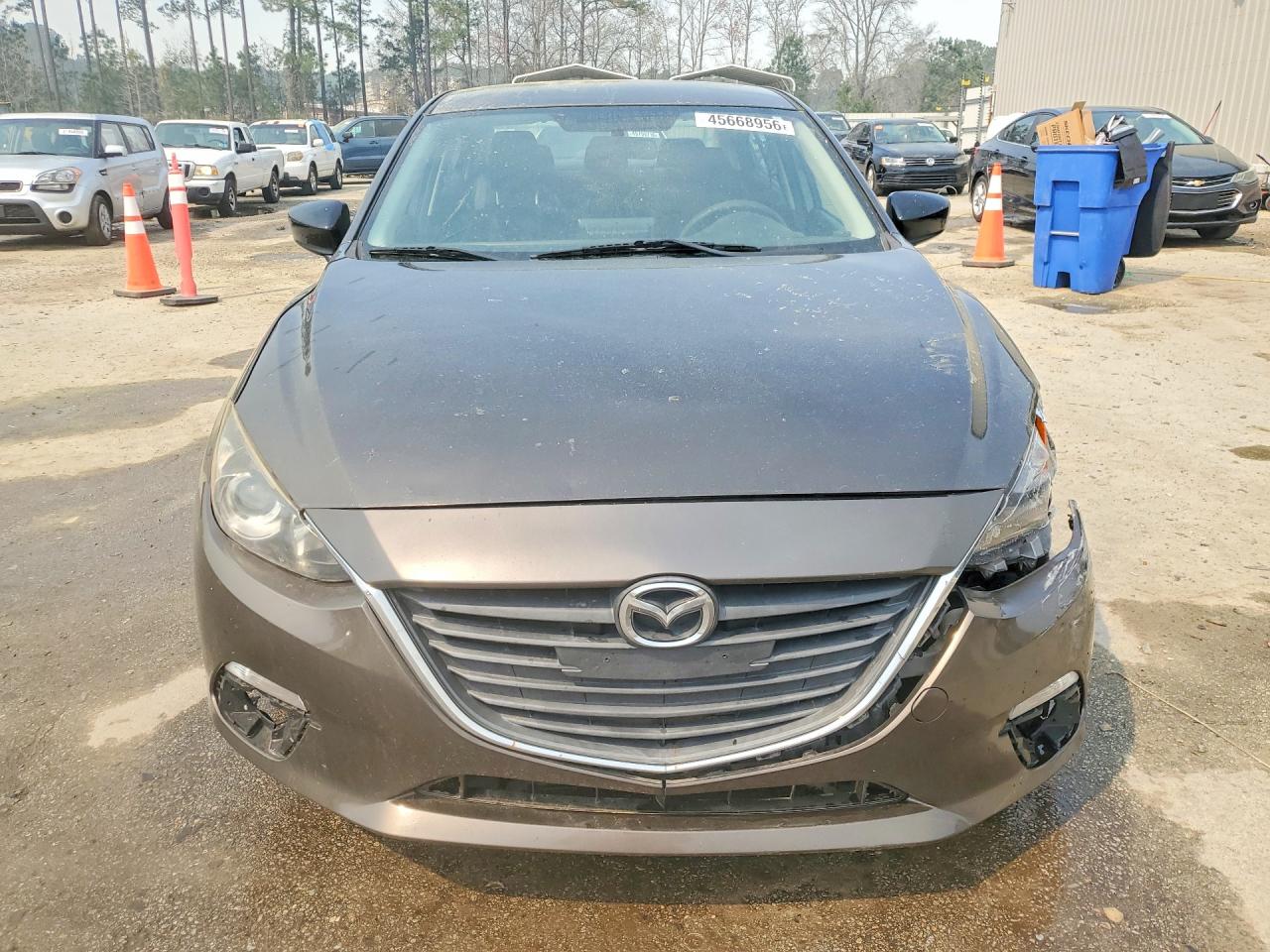 2014 MAZDA 3 SV photo 9