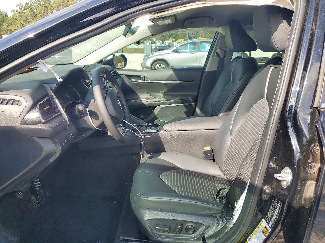2024 TOYOTA CAMRY SE photo 13