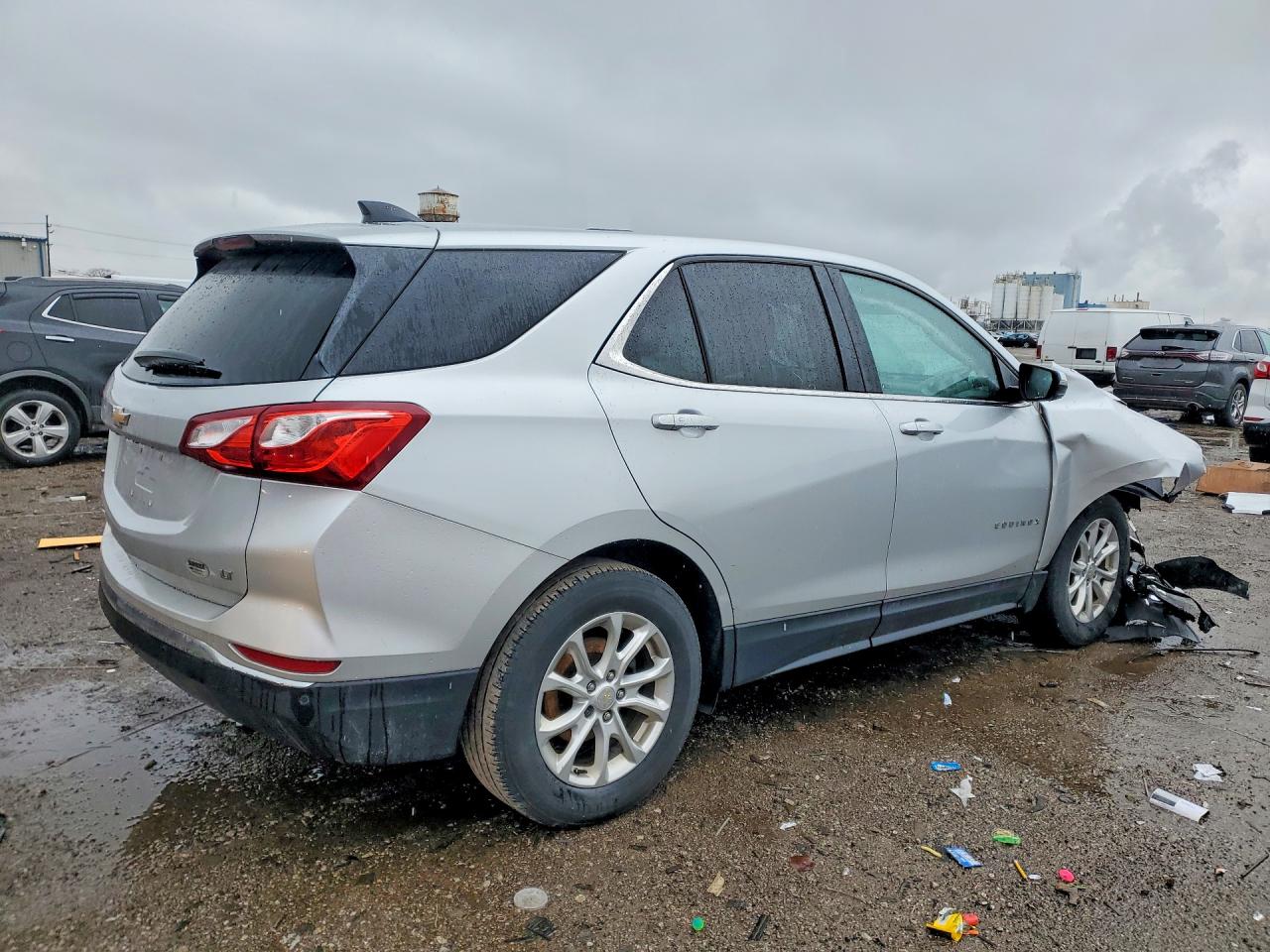 2018 CHEVROLET EQUINOX LT photo 5