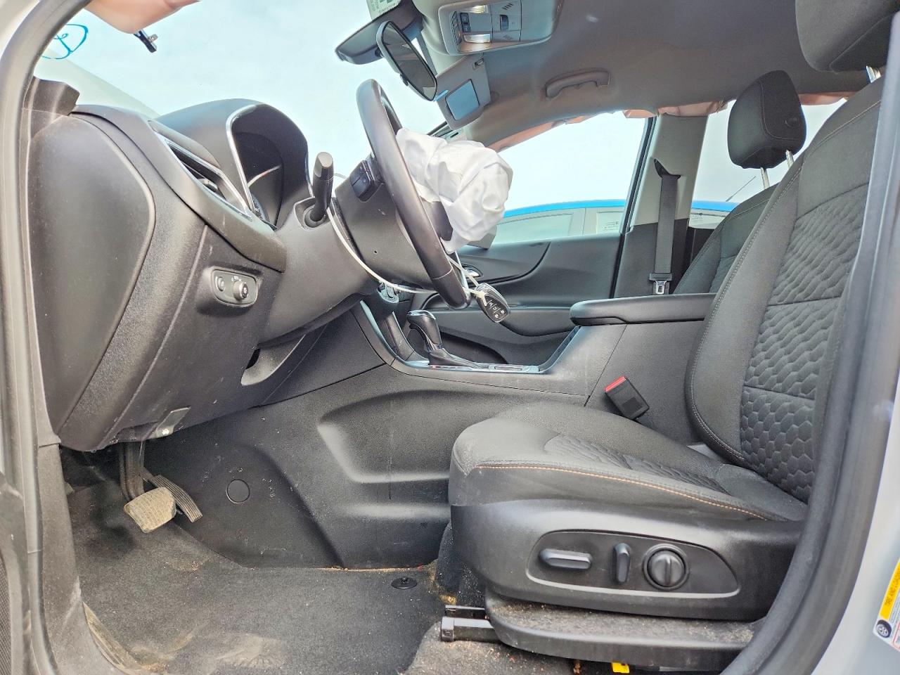 2018 CHEVROLET EQUINOX LT photo 14