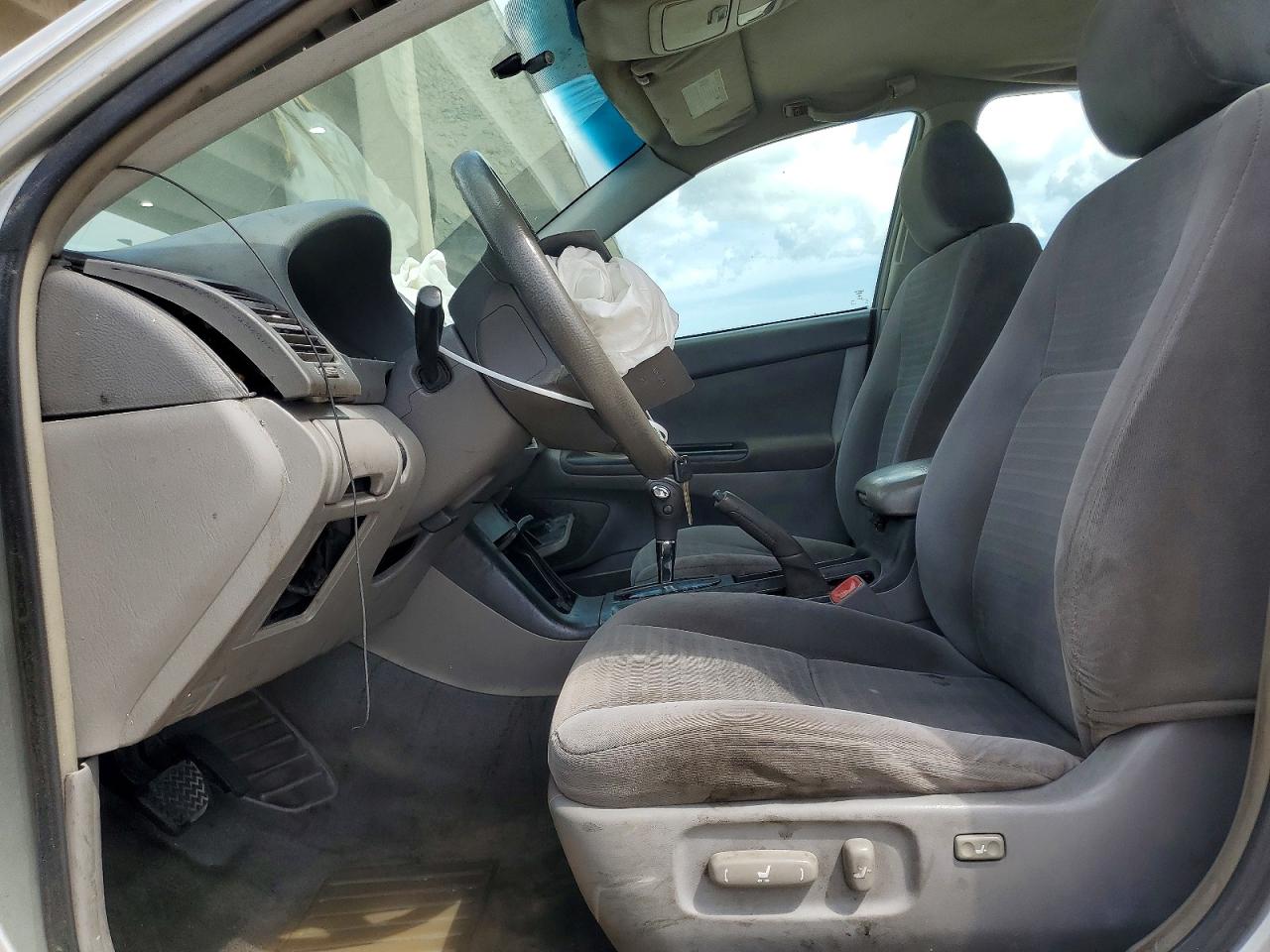 2006 TOYOTA CAMRY LE photo 19