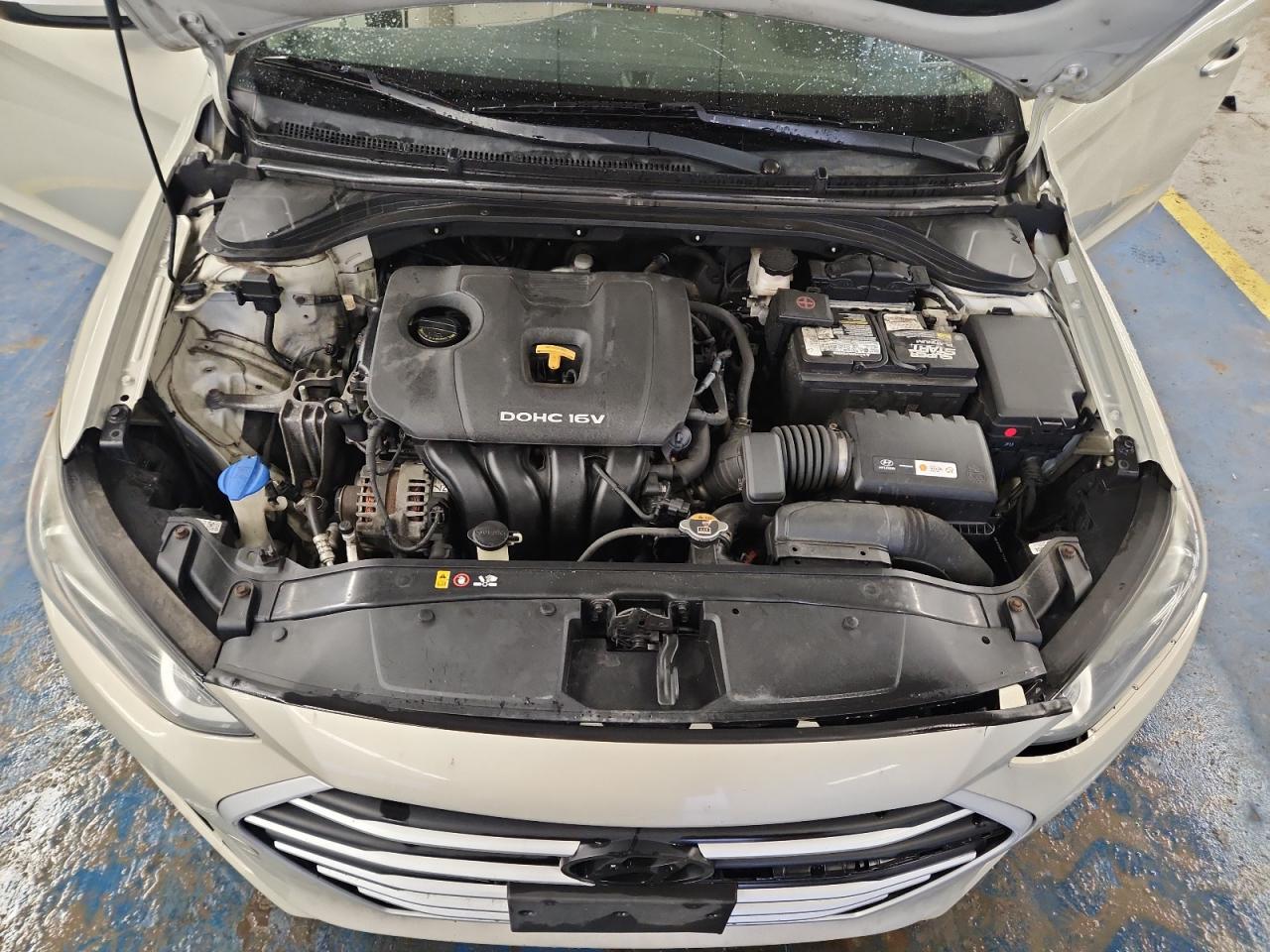 2017 HYUNDAI ELANTRA SE photo 11