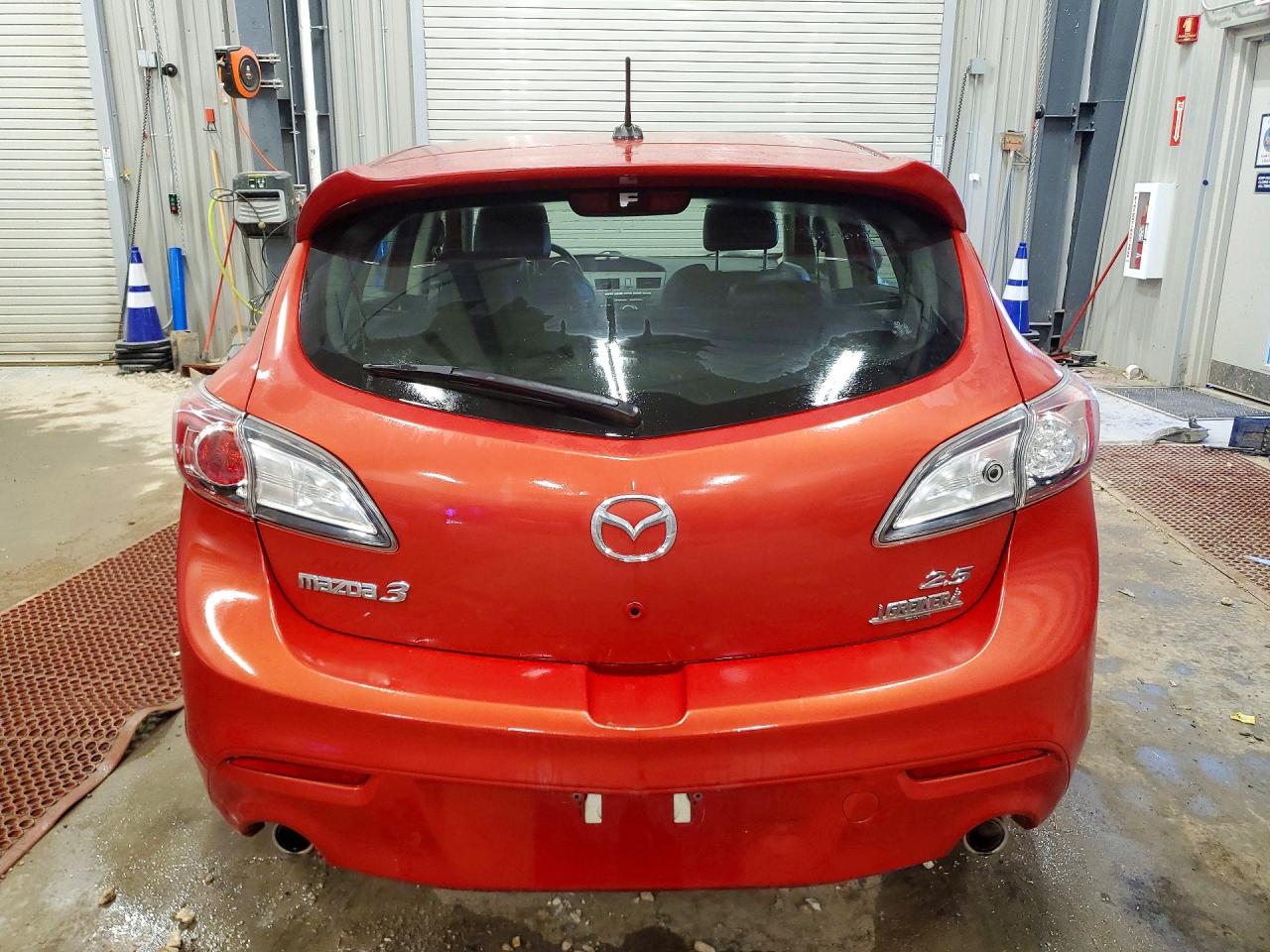 2010 MAZDA 3 S photo 6