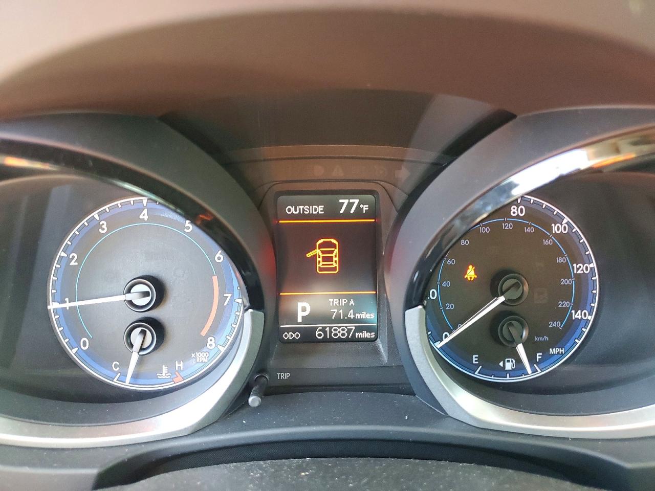 2016 TOYOTA COROLLA S PLUS photo 9