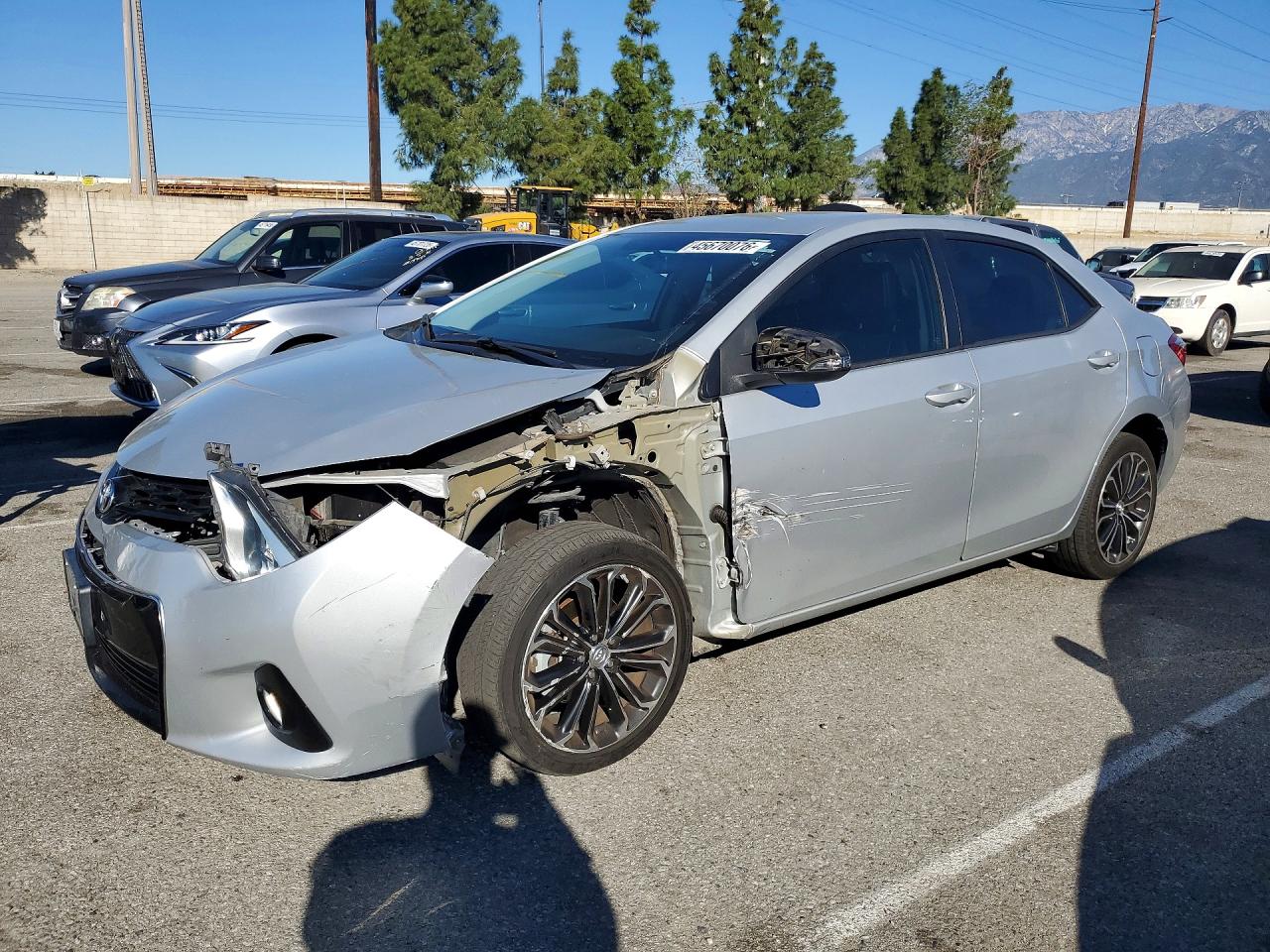 2016 TOYOTA COROLLA