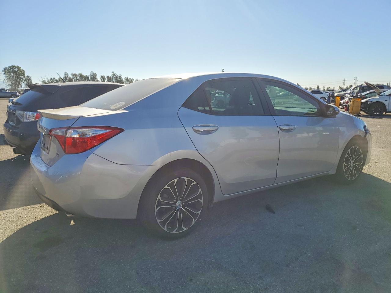 2016 TOYOTA COROLLA S PLUS photo 3