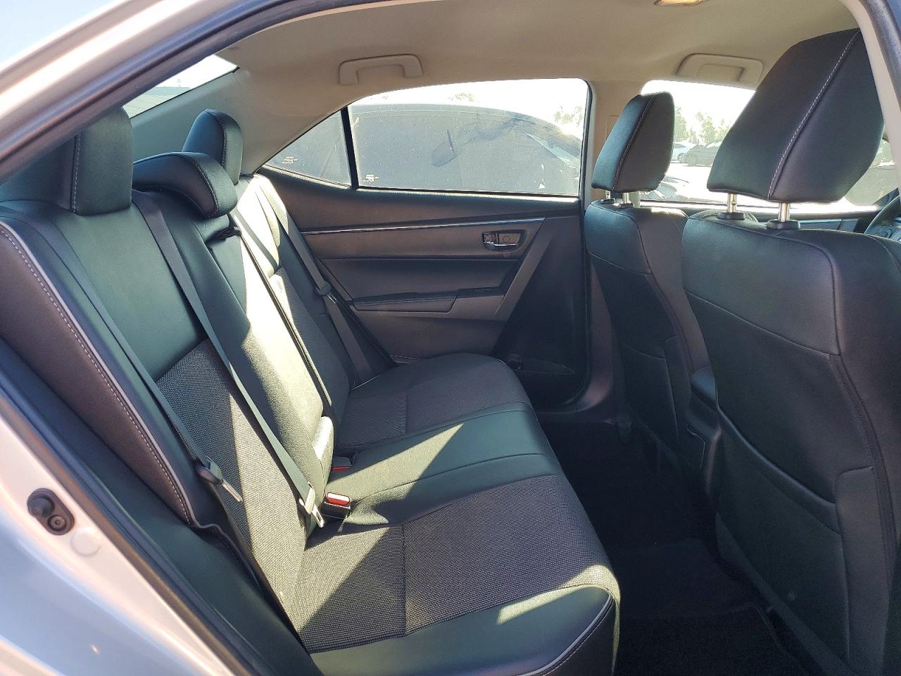2016 TOYOTA COROLLA S PLUS photo 10