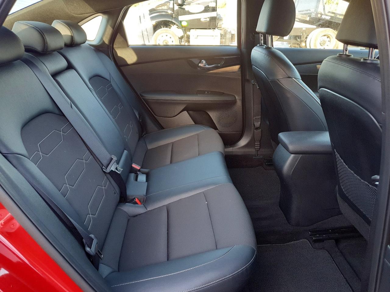 2024 KIA FORTE GT-LINE photo 28