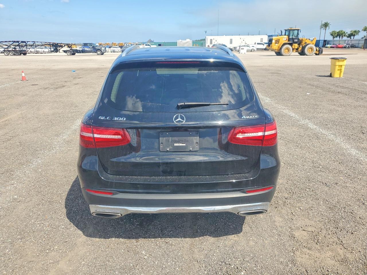2018 MERCEDES-BENZ GLC 300 4MATIC photo 11