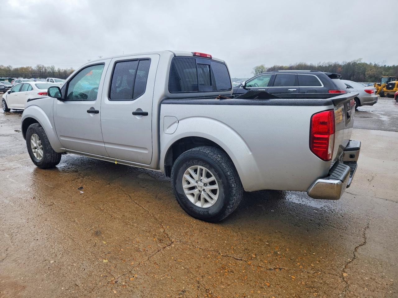 2019 NISSAN FRONTIER SV photo 4