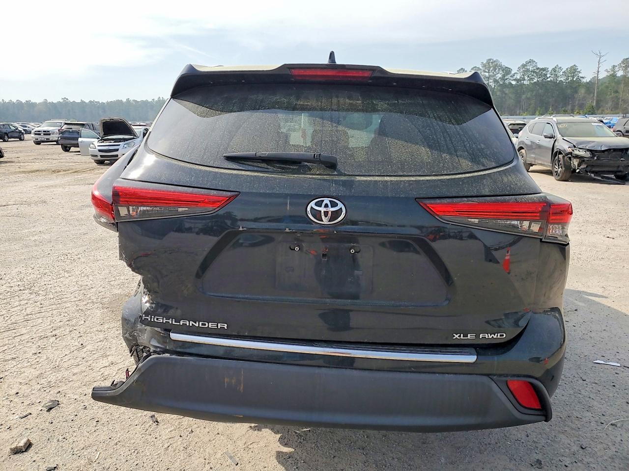 2020 TOYOTA HIGHLANDER photo 11