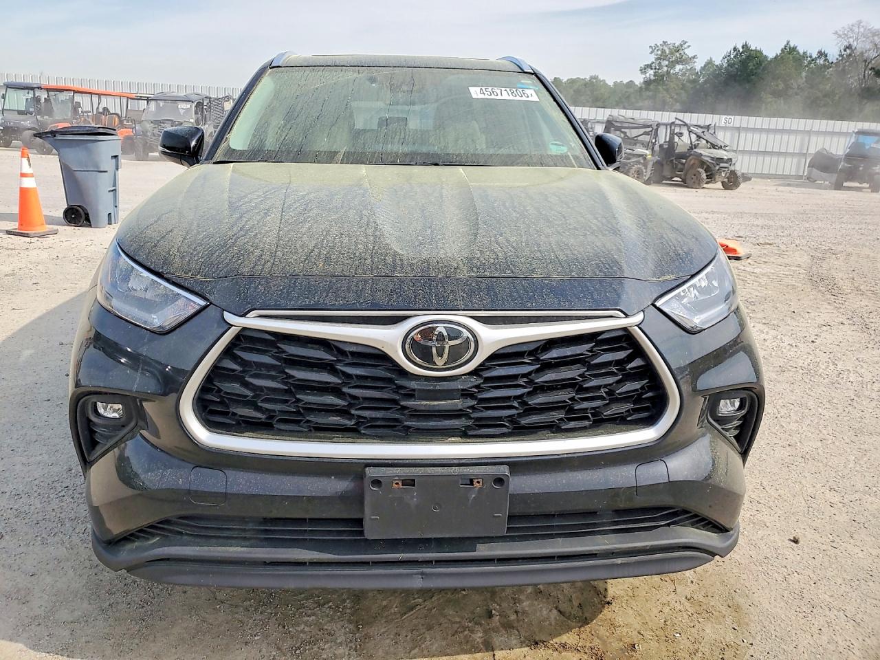 2020 TOYOTA HIGHLANDER photo 9