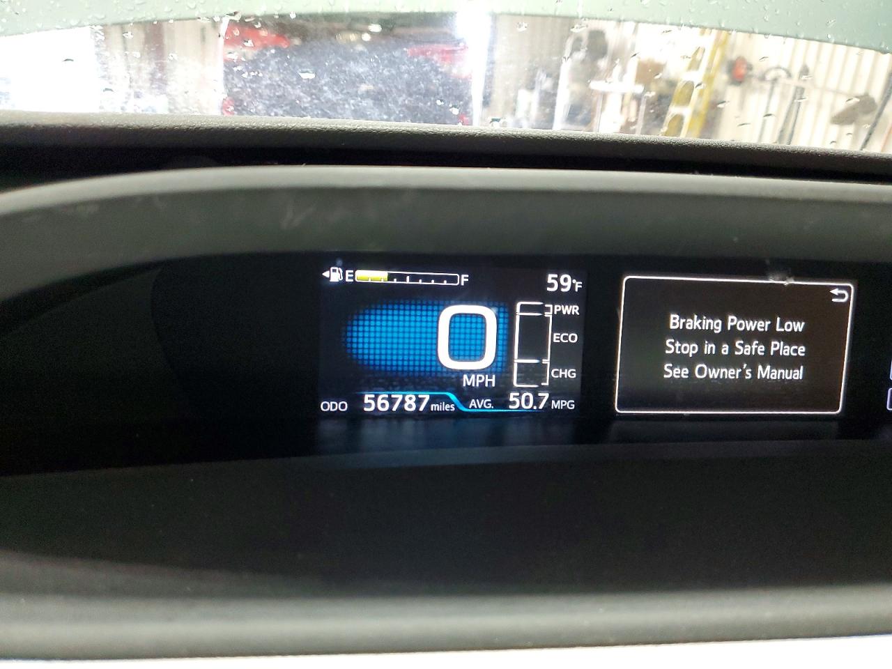 2018 TOYOTA PRIUS TWO photo 9