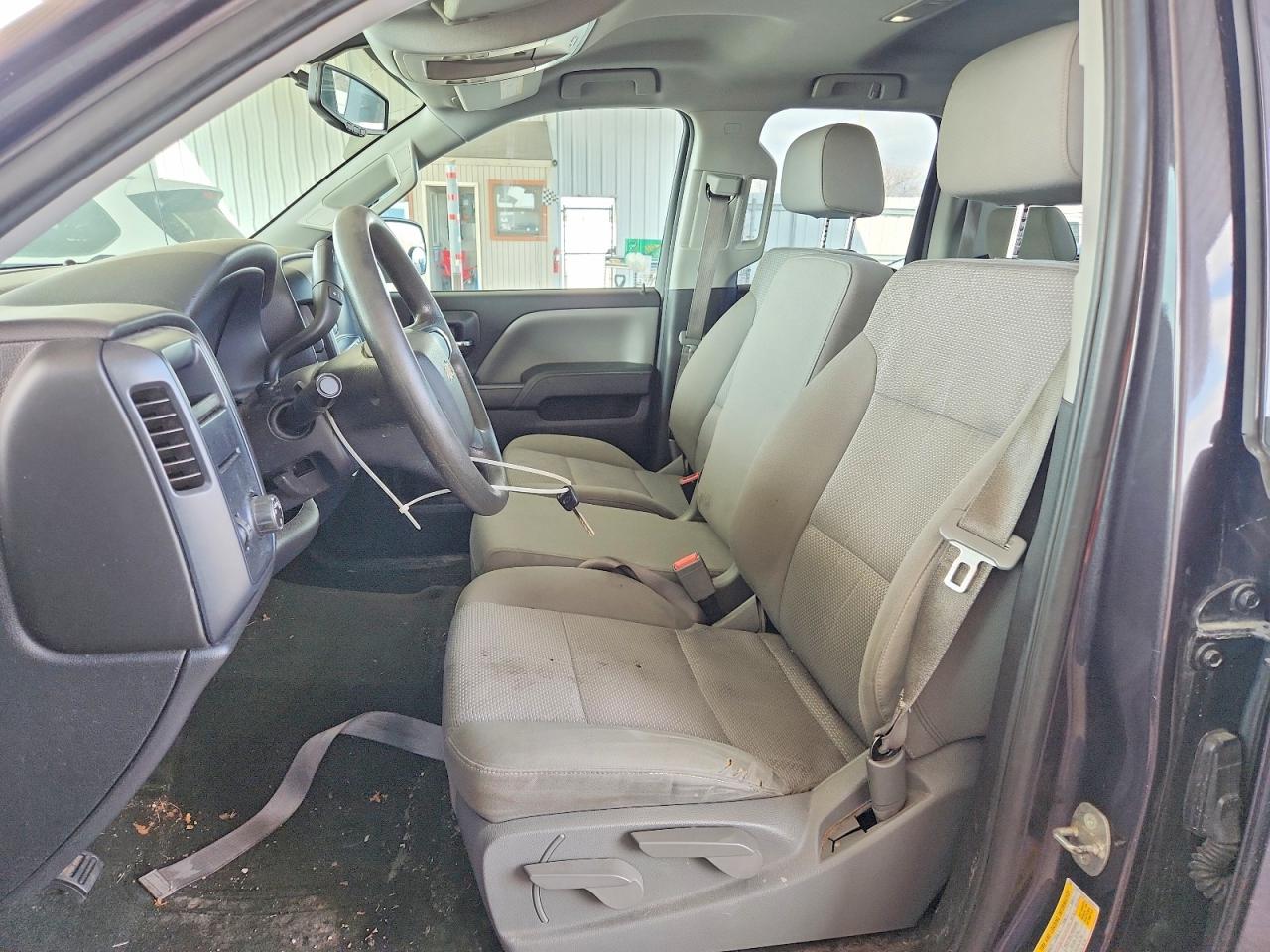 2015 CHEVROLET SILVERADO C1500 photo 13