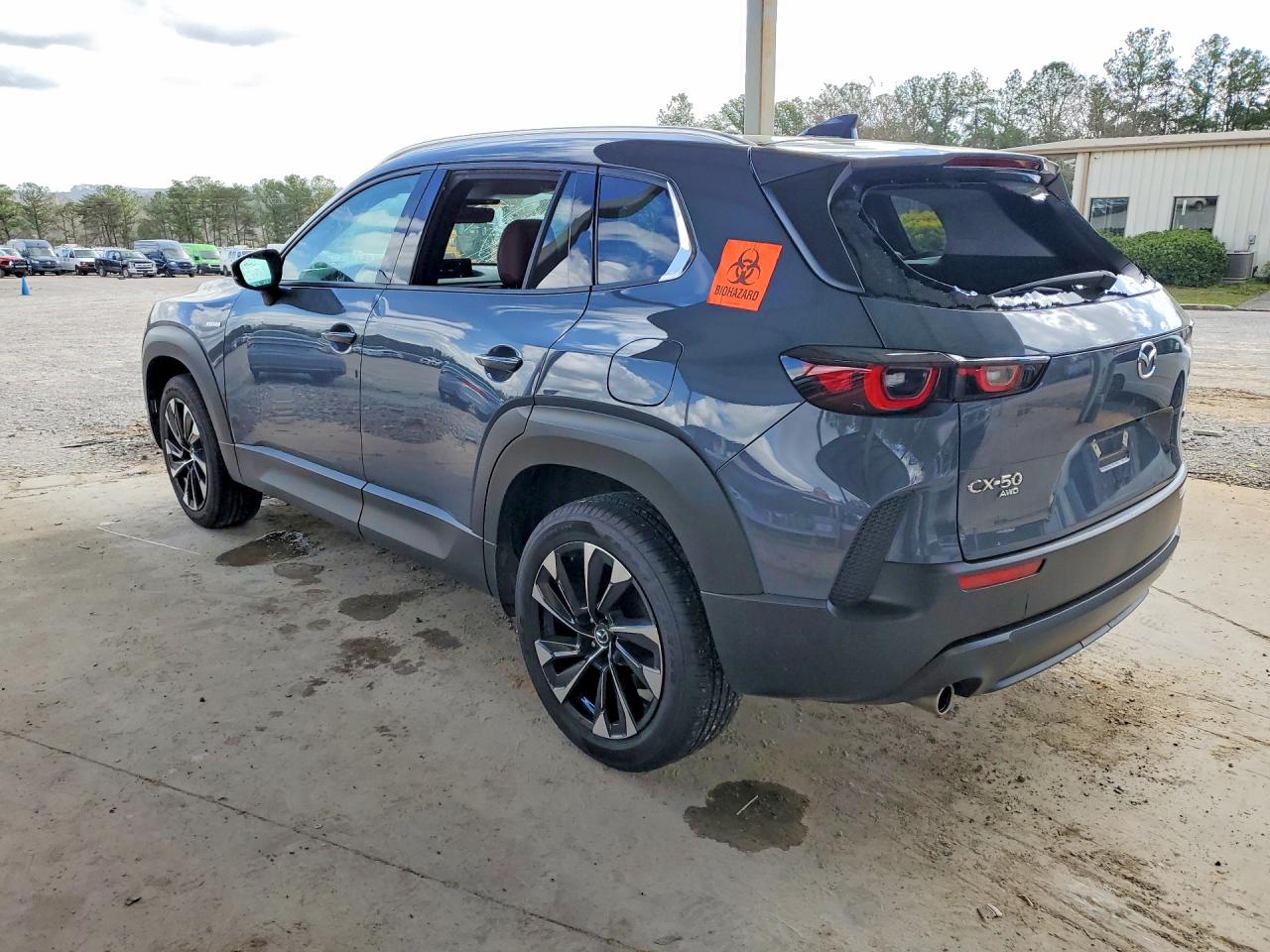 2025 MAZDA CX-50 PREMIUM PLUS photo 3