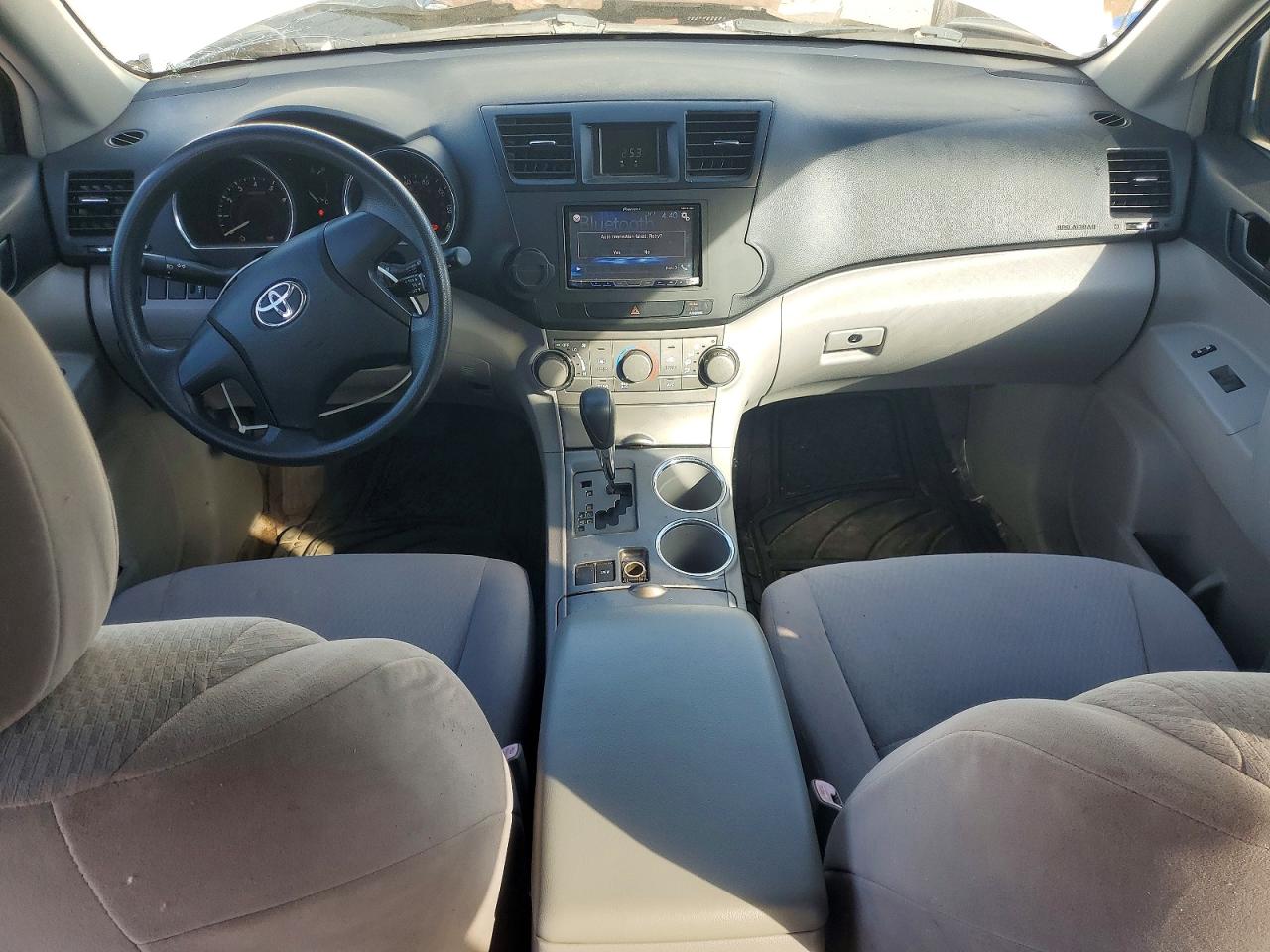 2008 TOYOTA HIGHLANDER BASE photo 8