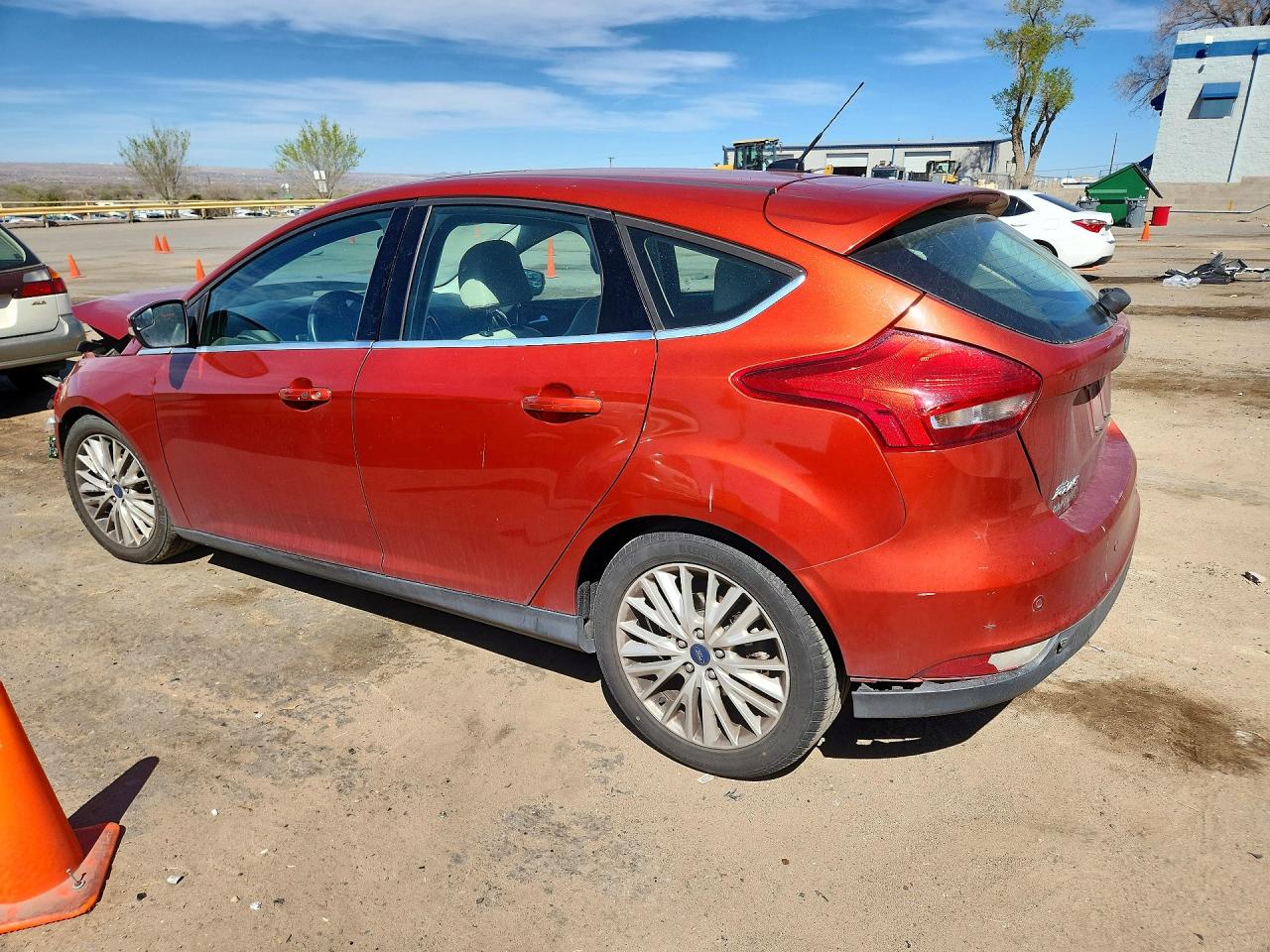 2018 FORD FOCUS TITANIUM photo 2